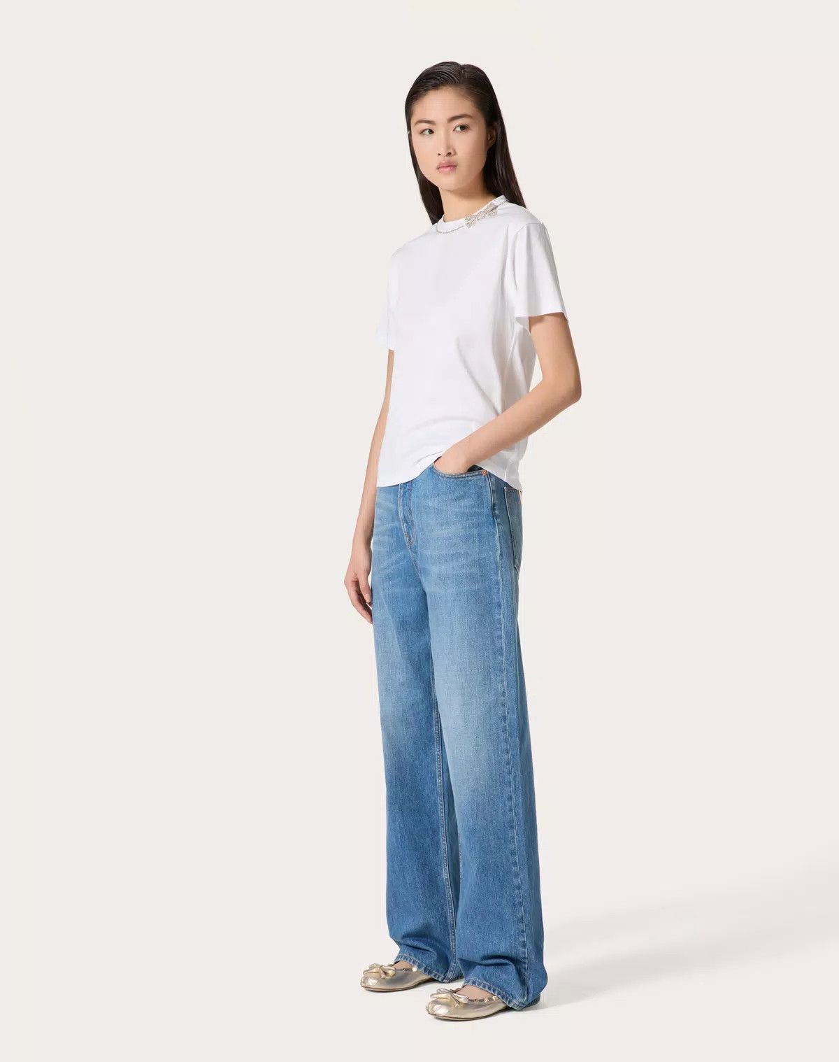 Valentino o1s1wg110426 Jersey Cotton Embroidered T-Shirt in White Size M / US 6-8 / IT 42-44 - 7 Thumbnail