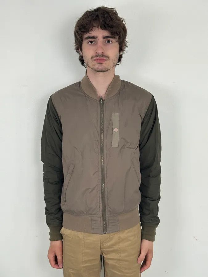 Marc Jacobs Marc Jacobs Reversible Beige Nylon Quilted Bomber Jacket Size US S / EU 44-46 / 1 - 5 Thumbnail
