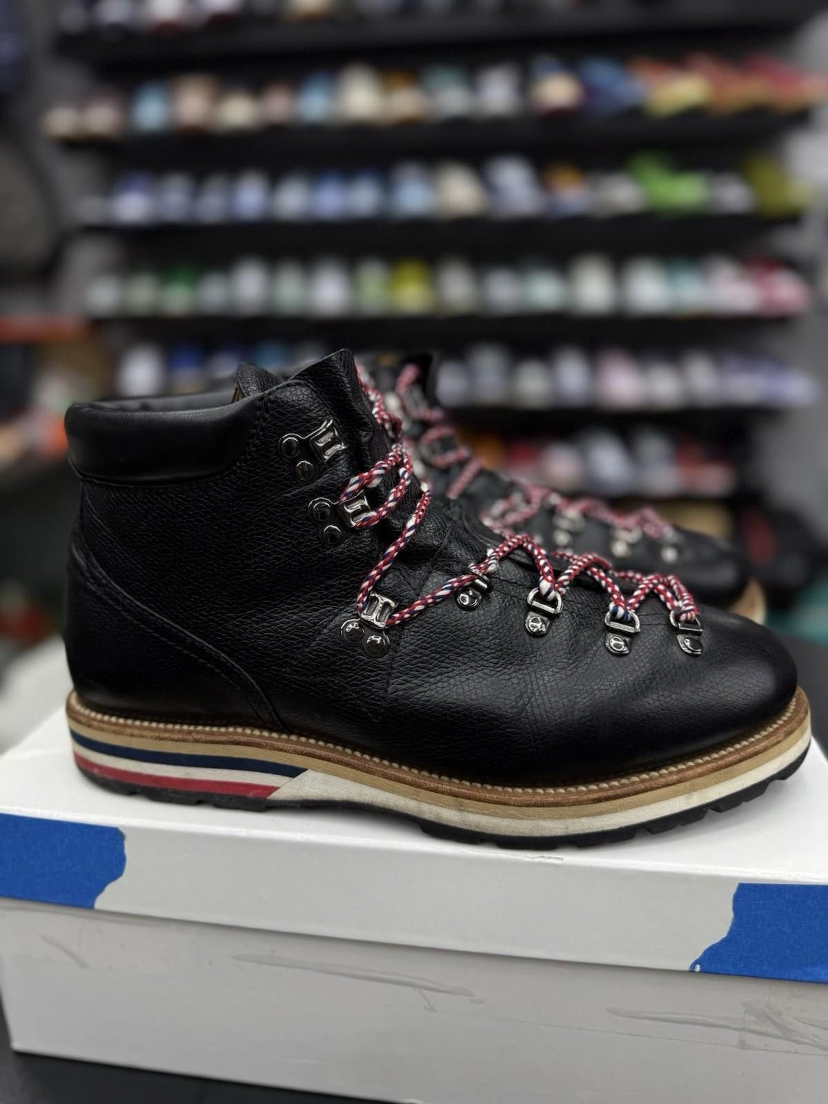 Moncler MONCLER Blanche Ankle Hiking Winter Boots Leather 44EU/11US Size US 11 / IT 41 - 1 Thumbnail