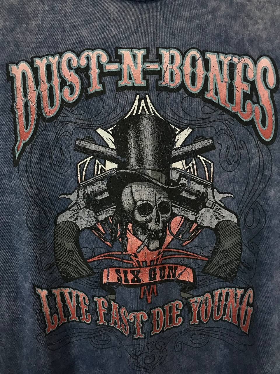Designer Von Dutch designer skull made in USA distressed tee Size US M / EU 48-50 / 2 - 3 Thumbnail