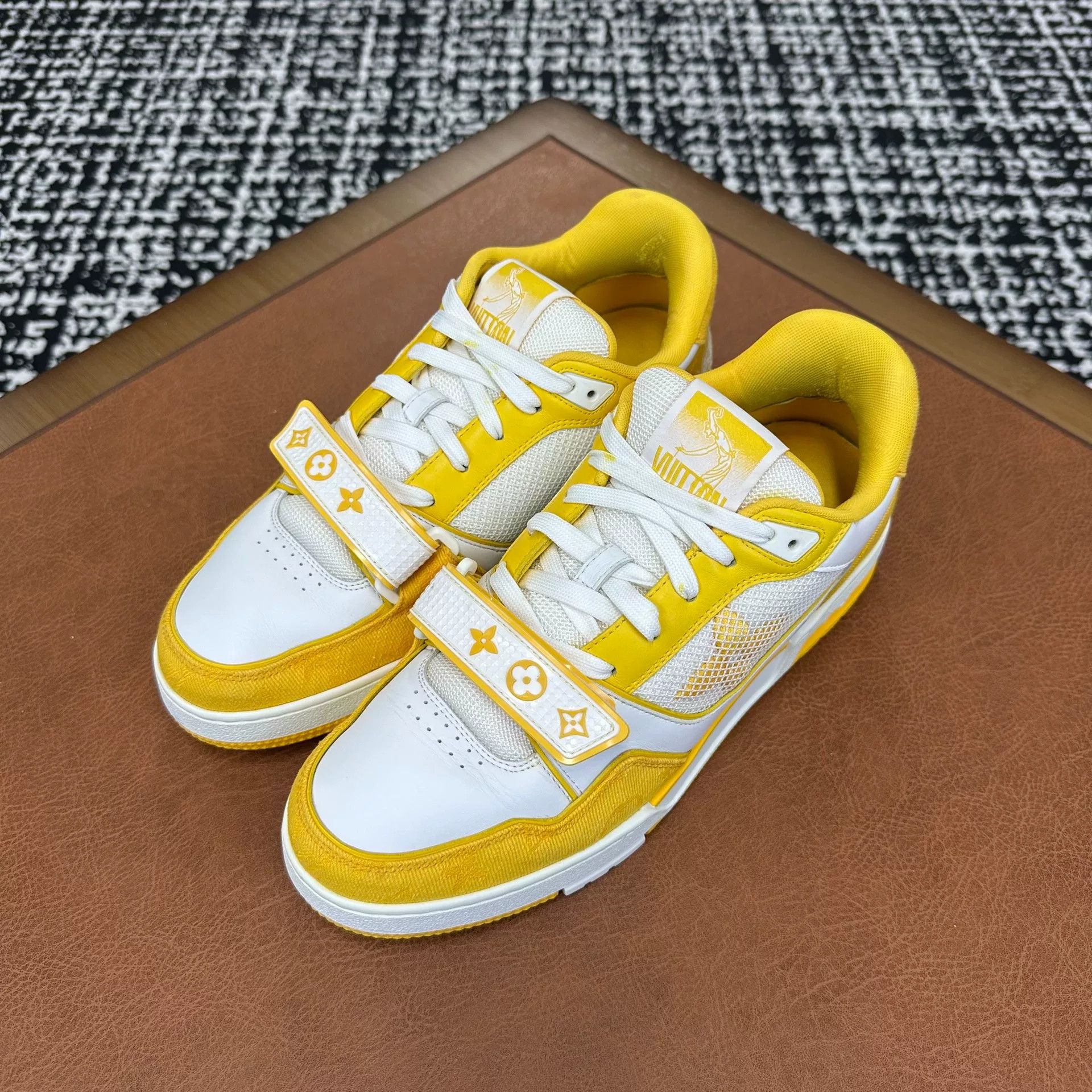Louis Vuitton Louis Vuitton Training Yellow Lowtop Sneakers 8 Men Size US 8 / EU 41 - 1 Thumbnail