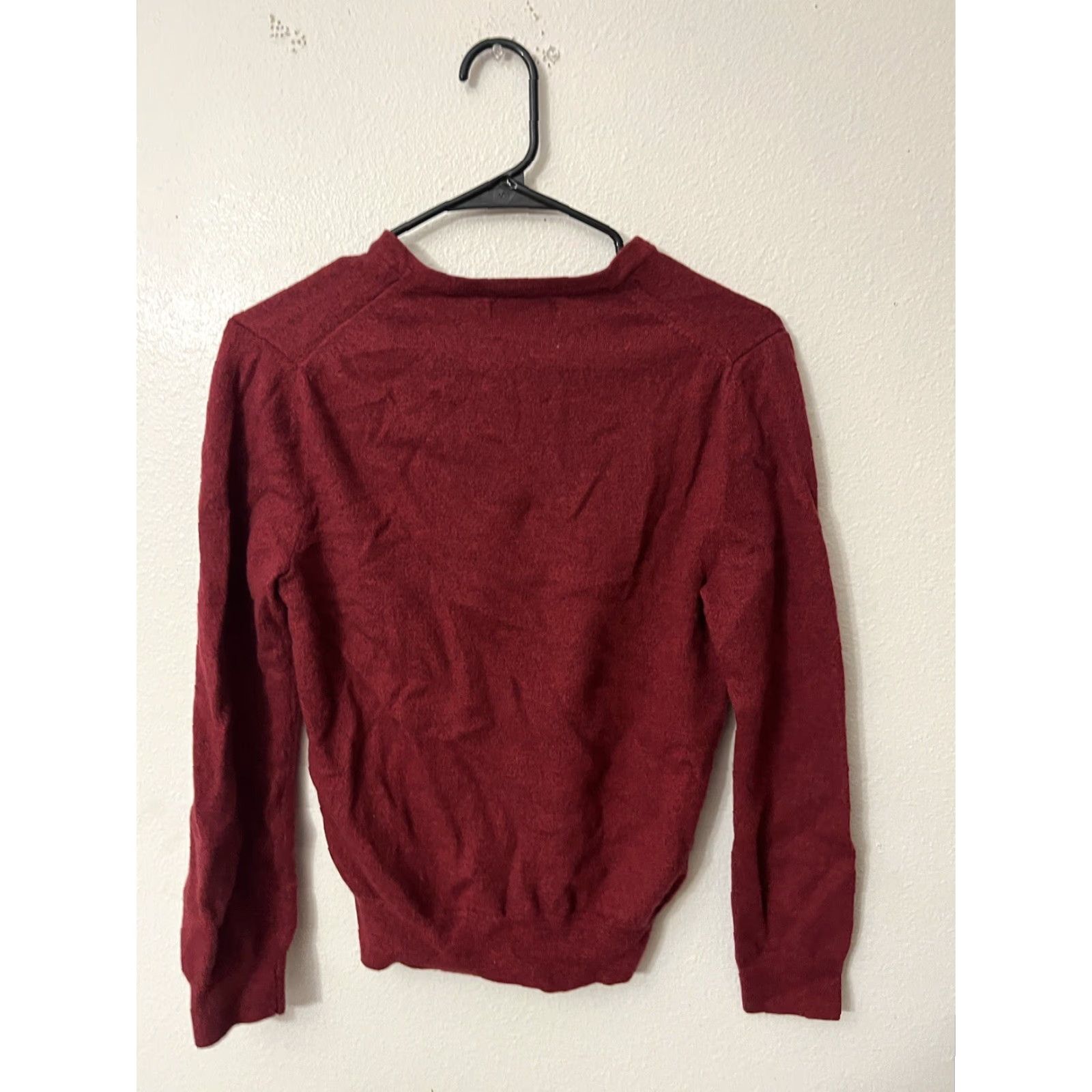 Express Express Sweater Men's V-Neck Long Sleeve Red Merino Wool M Slim Classic Modern Pullover Knit Solid Size US M / EU 48-50 / 2 - 3 Thumbnail
