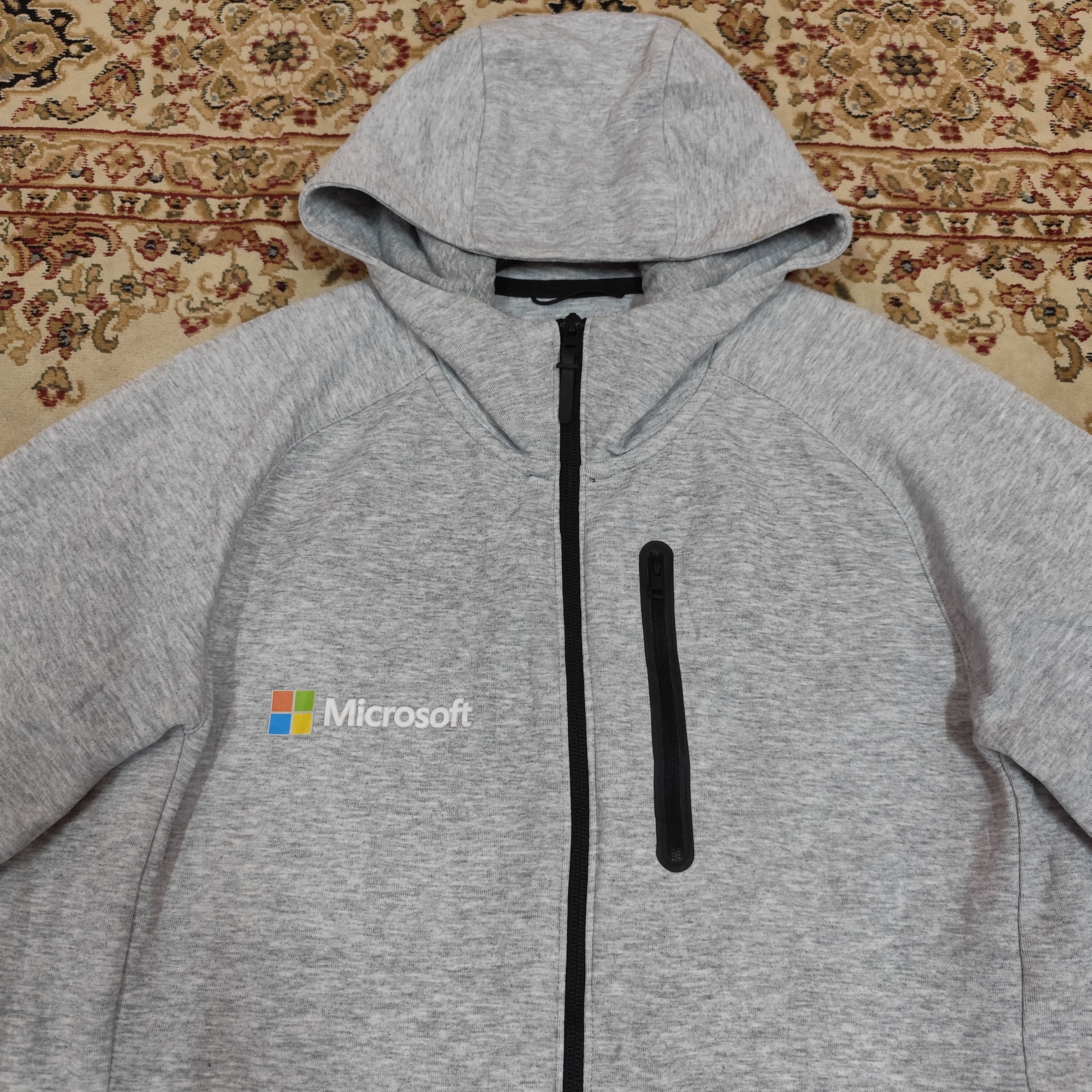 Japanese Brand × Microsoft × Uniqlo MICROSOFT TEAM JAPAN X UNIQLO ZIPPER HOODIE Size US L / EU 52-54 / 3 - 2 Thumbnail