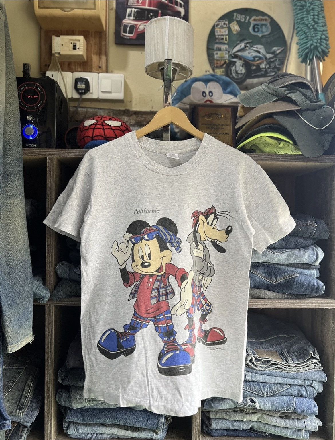 Cartoon Network 🔥Rare Vintage Mickey & Goofy California Tee Size US M / EU 48-50 / 2 - 2 Thumbnail