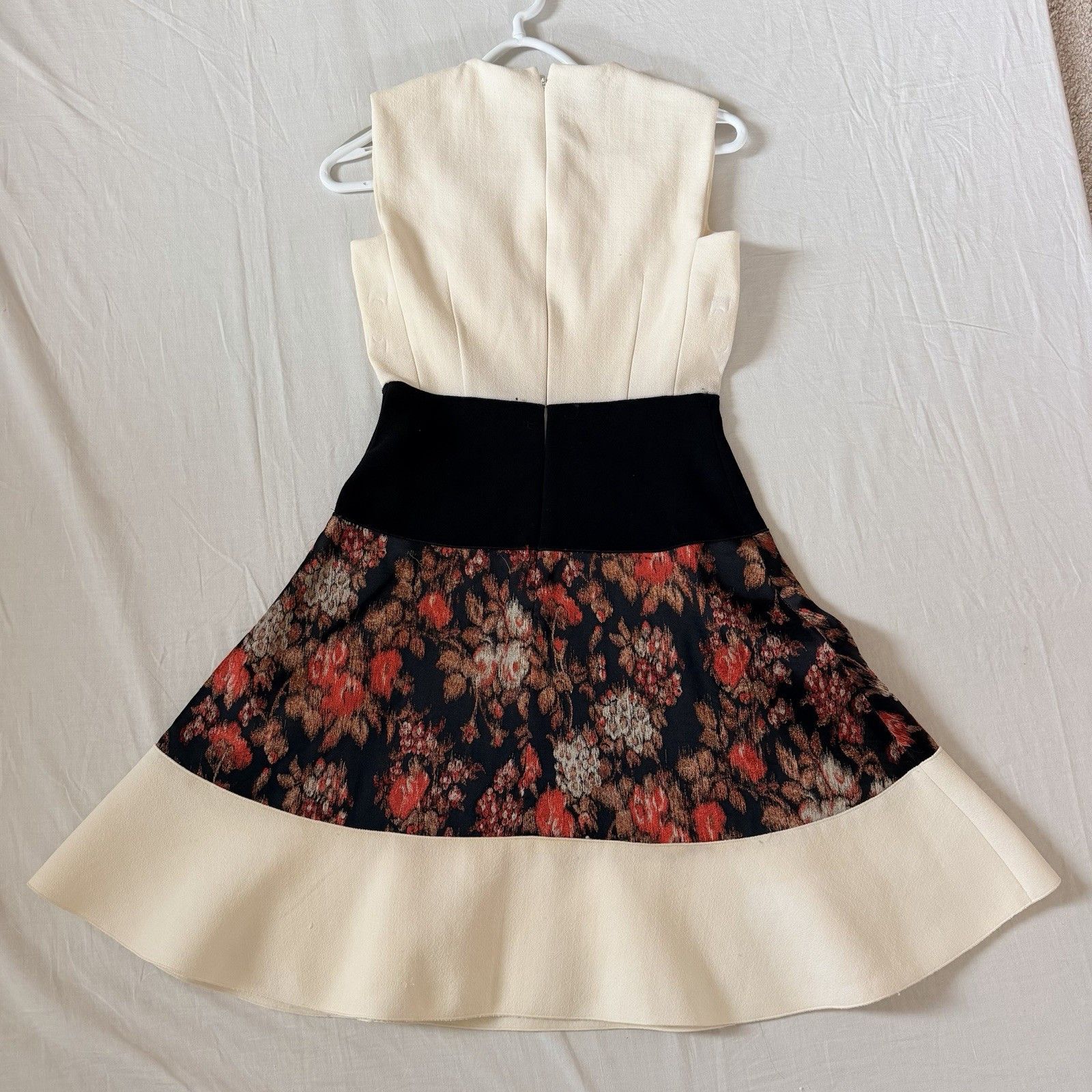 Giambattista Valli Giambattista Valli Pre Fall 2015 Runway Dress IT 38 XXS Silk Size XXS / US 00 / IT 34 - 5 Thumbnail