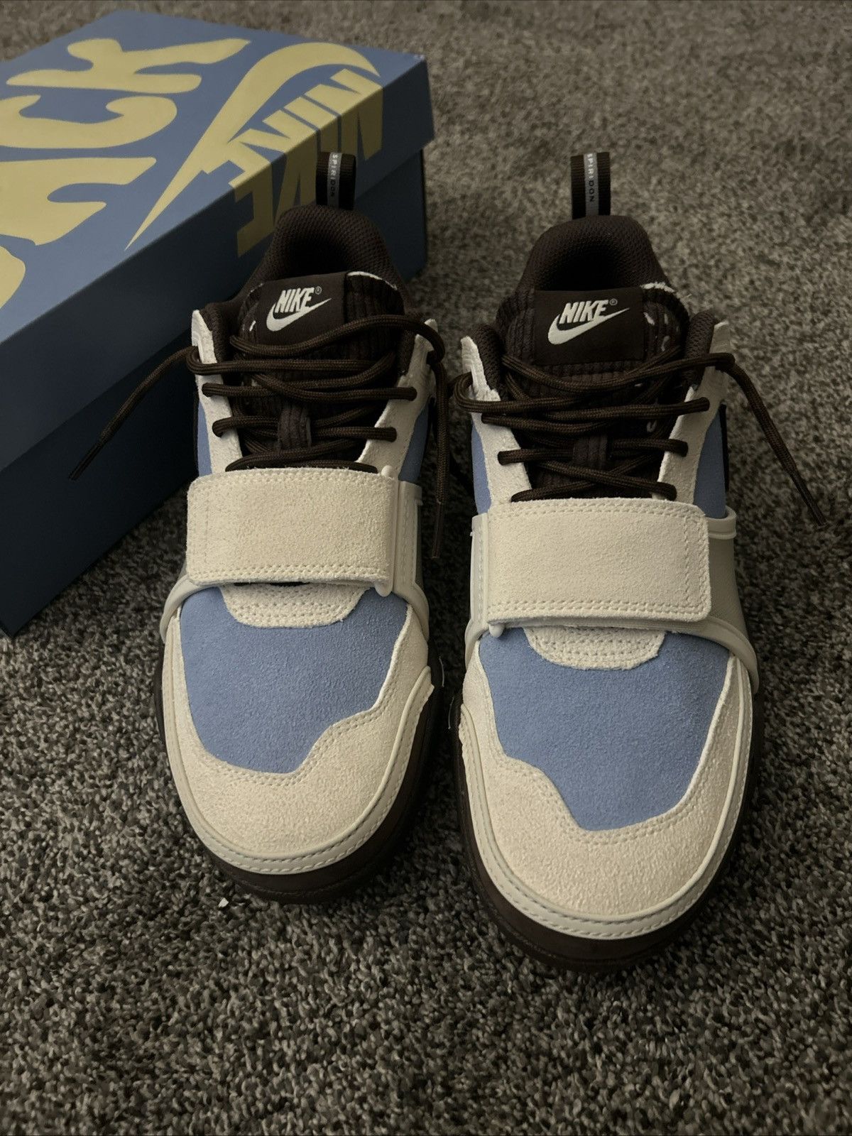 Nike × Travis Scott Travis Scott Cactus Jack Nike Zoom Field Jaxx Leche Blue Size US 8.5 / EU 41-42 - 5 Thumbnail