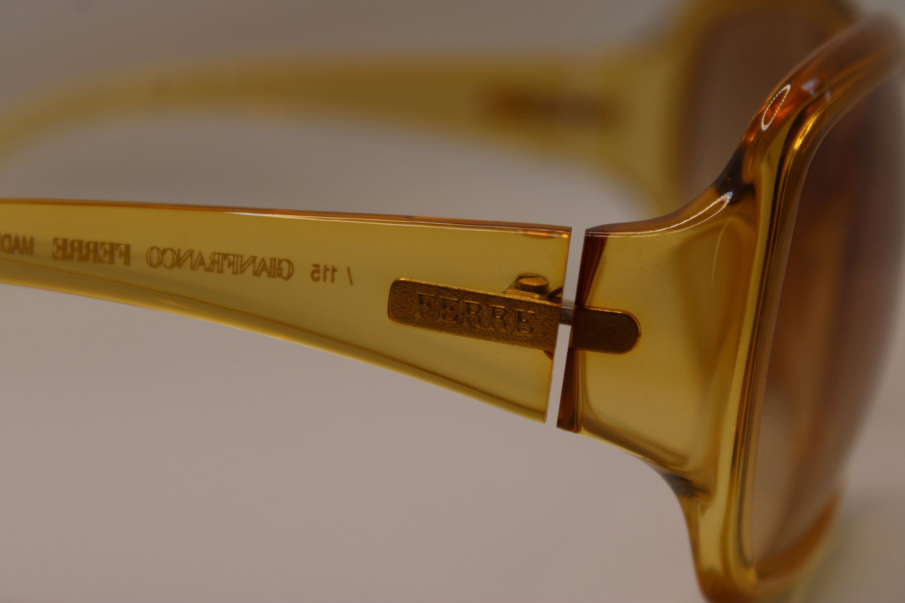 Gianfranco Ferre Fantastic Vtg. Gianfranco Ferre Yellow Sunglasses Size ONE SIZE - 9 Thumbnail
