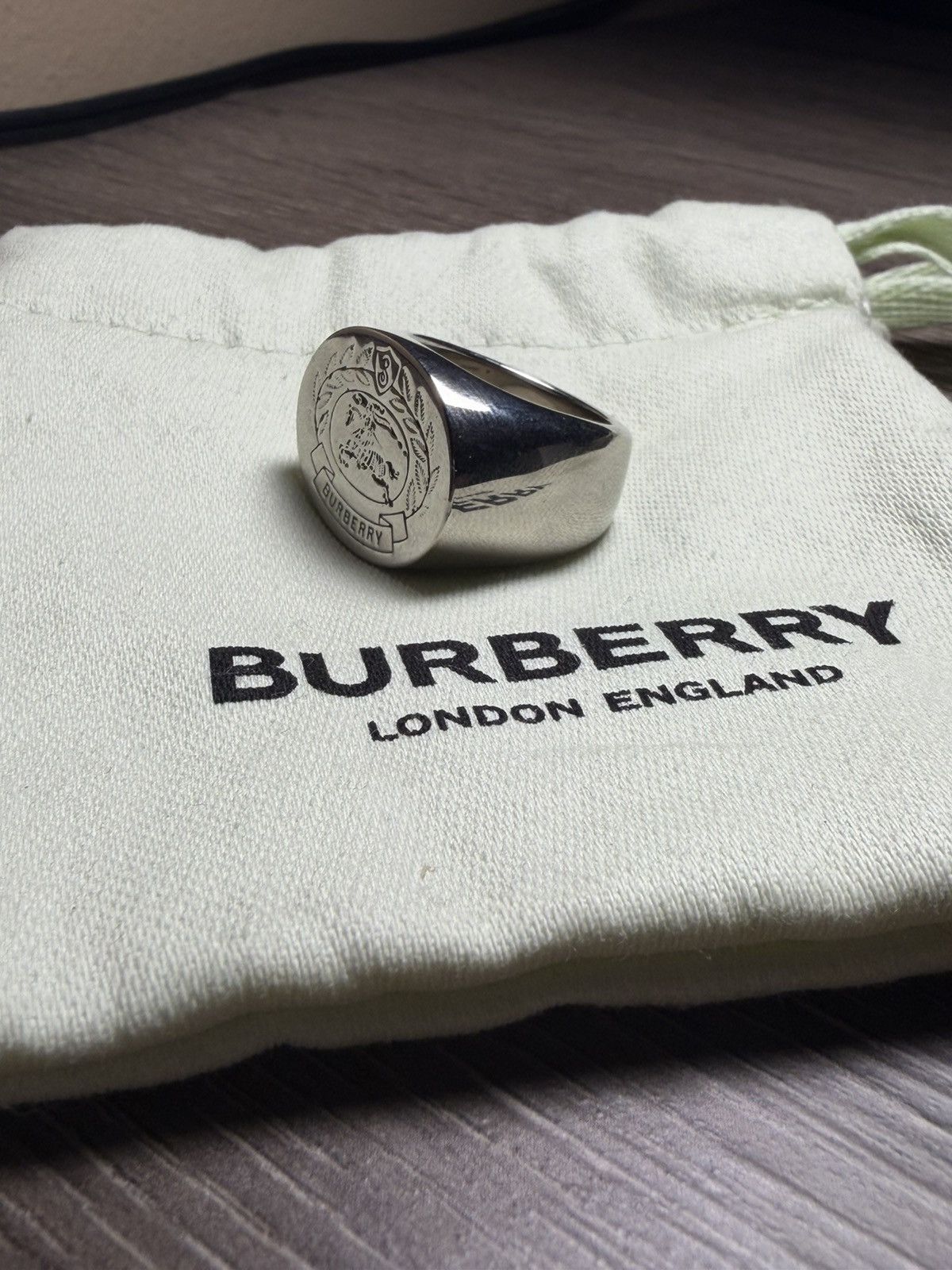Burberry Burberry - Logo-Engraved Palladium-Plated Signet Ring Silver Size ONE SIZE - 1 Thumbnail
