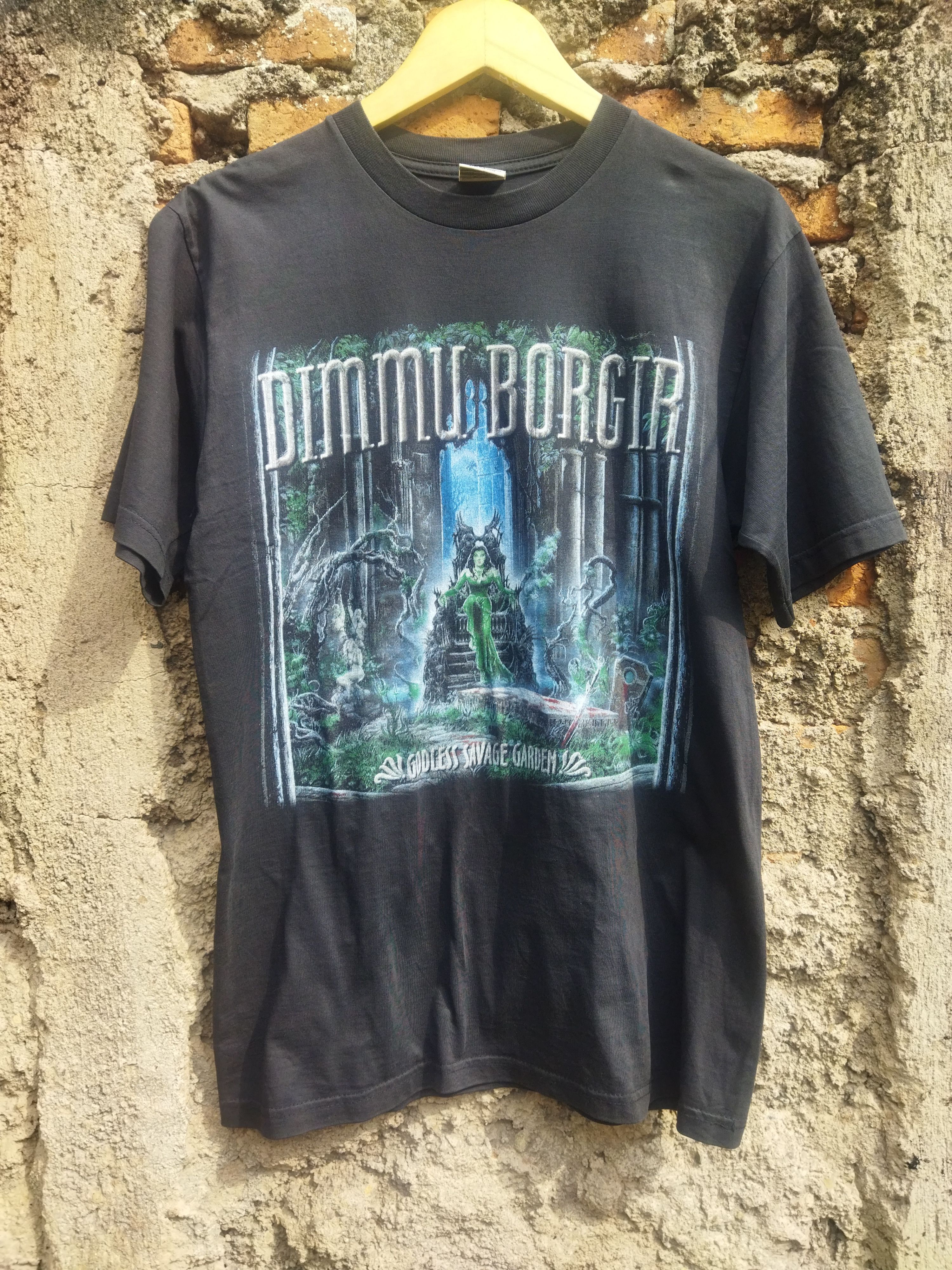 Band Tees Vintage DIMMU BORGIR godless savage garden Size US M / EU 48-50 / 2 - 1 Thumbnail