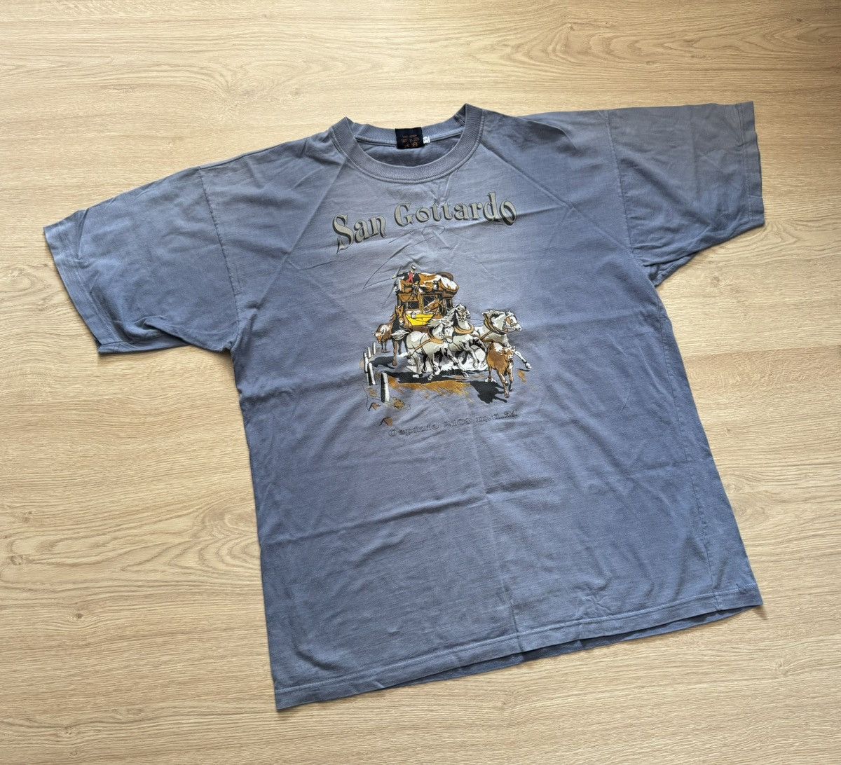 Vintage Vintage Swiss Design San Gottardo Distressed Sunfaded Tee Size US XL / EU 56 / 4 - 1 Thumbnail