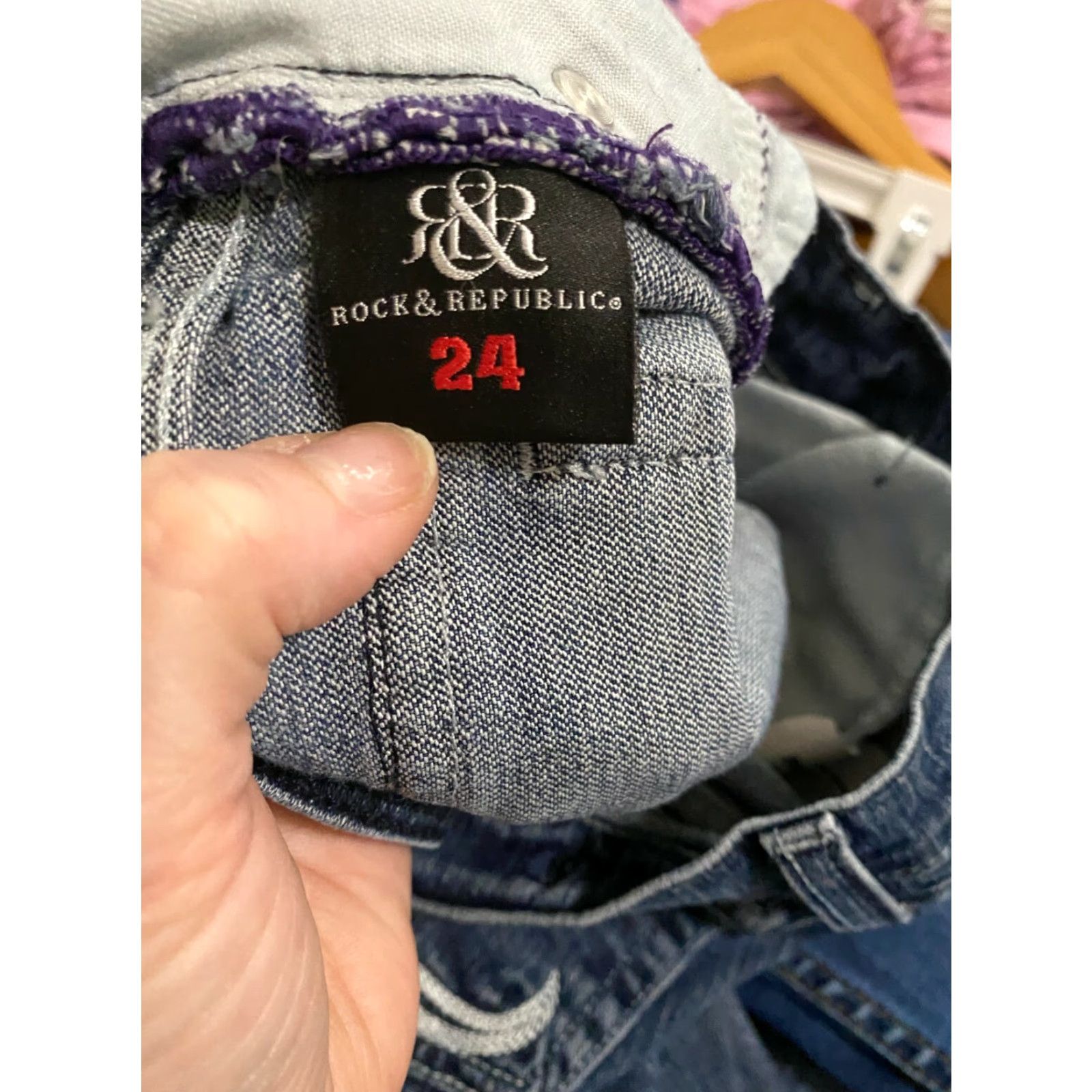 Vintage VINTAGE Rock & Republic Women's Bootcut Jeans Size 24 Blue Rhinestone Solid Low Rise 6.5-8.5 Zip Regular Cap City? Size 42" / US 20 - 6 Thumbnail