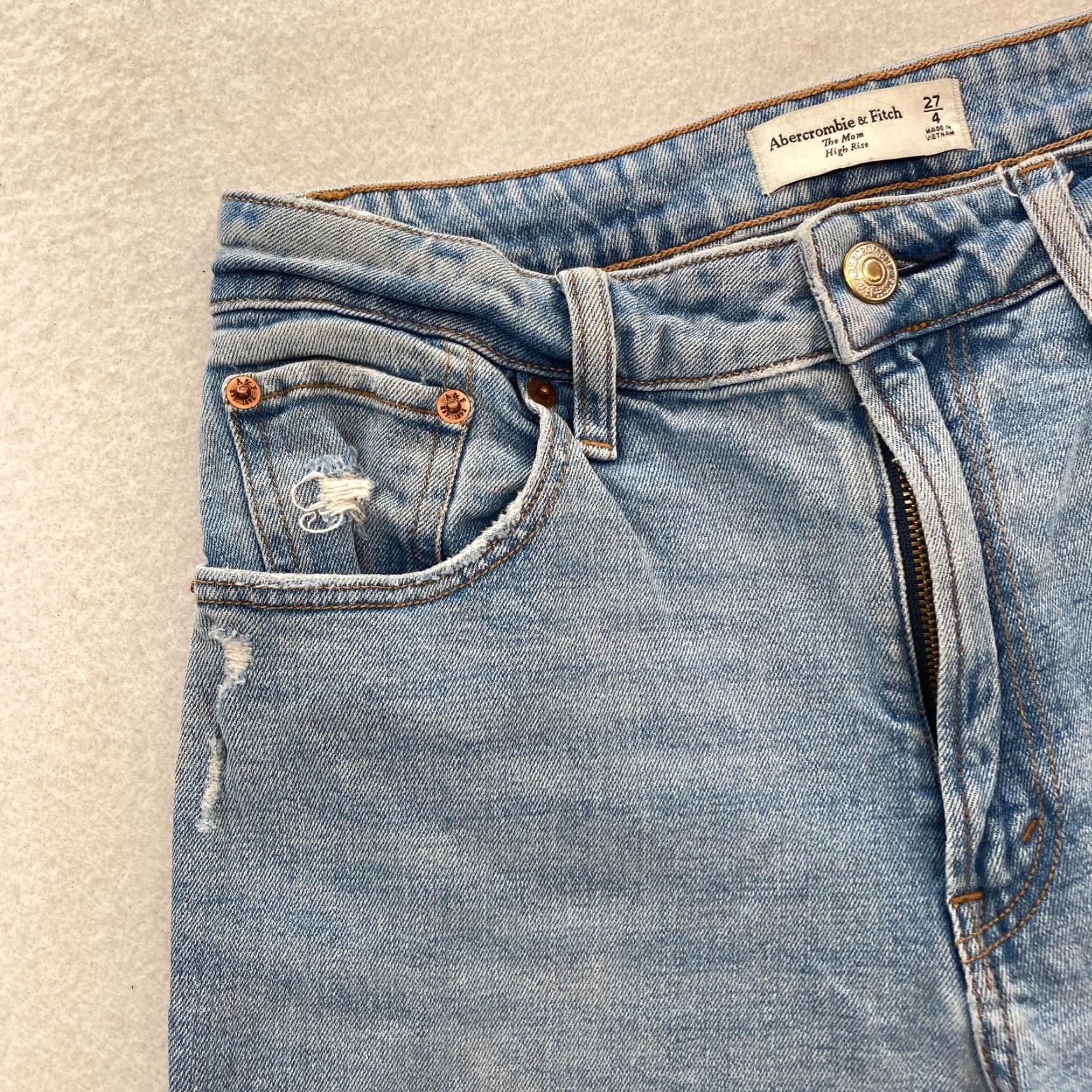 Abercrombie & Fitch Abercrombie & Fitch Curve Love Mom Jeans Women's 27/4 High Rise Blue Distressed Jeans Size 27" / US 4 / IT 40 - 4 Thumbnail