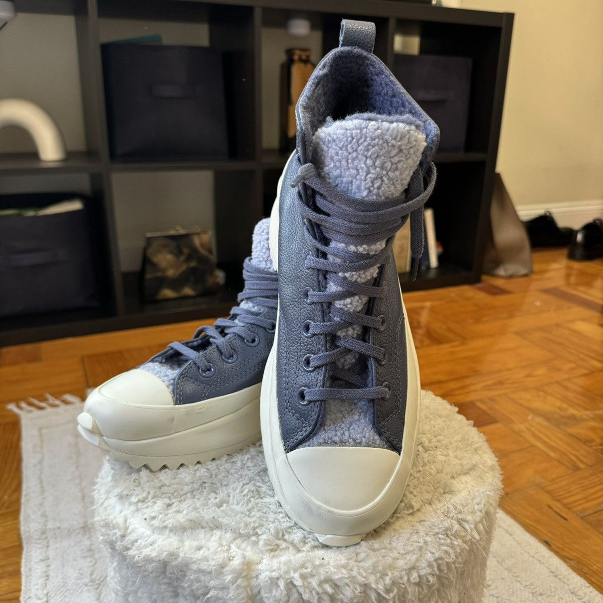Converse Run Star Hike in blue leather and shearling
