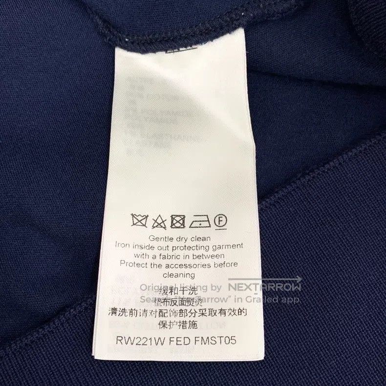 Louis Vuitton Louis Vuitton 22 navy zip logo print cotton crew neck long Size US S / EU 44-46 / 1 - 8 Thumbnail