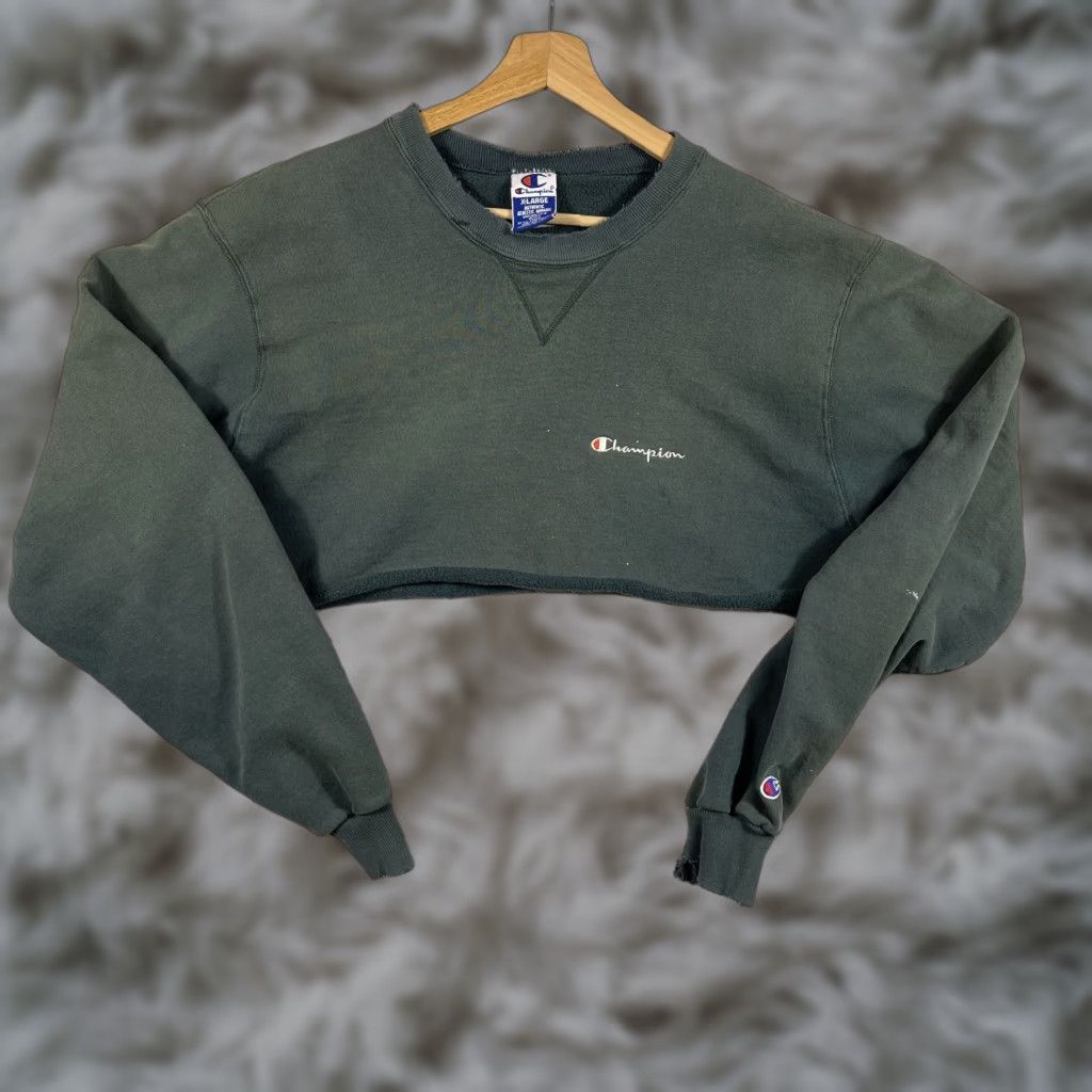 Champion VINTAGE Champion Cropped Sweatshirt Adult XL Green Spellout Embroidered 90's Y2K Mens Sweatshirt Pullover Crew Neck Long Sleeve Cotton Polyester Size US XL / EU 56 / 4 - 1 Thumbnail