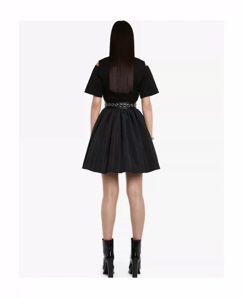 Alexander McQueen Alexander McQUEEN Black short sleeved dress size 42 2504-Ne Size S / US 4 / IT 40 - 8 Thumbnail