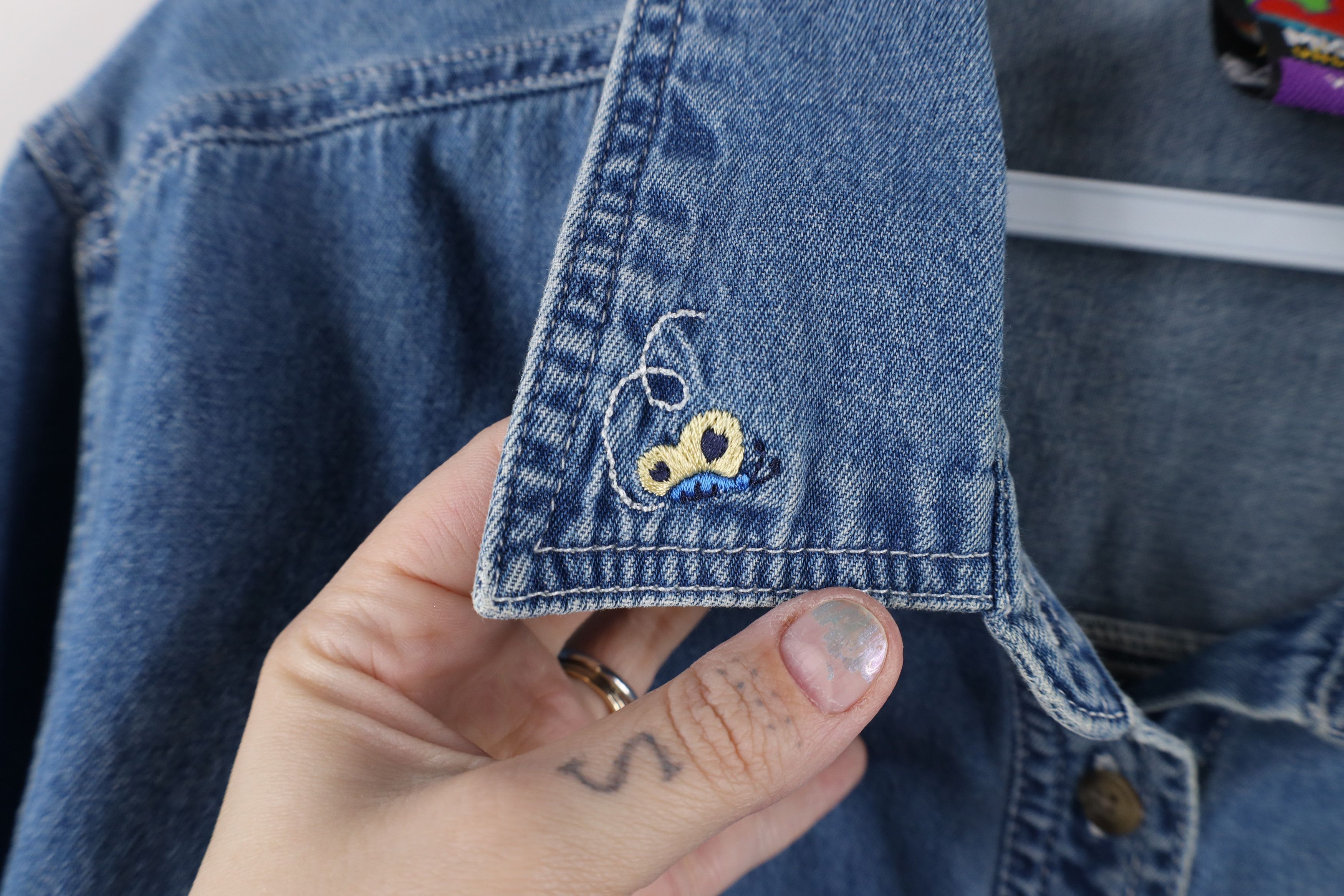 Disney × Vintage Vintage 90s Disney Mickey Mouse Pluto Butterfly Button Shirt Size XL / US 12-14 / IT 48-50 - 6 Thumbnail
