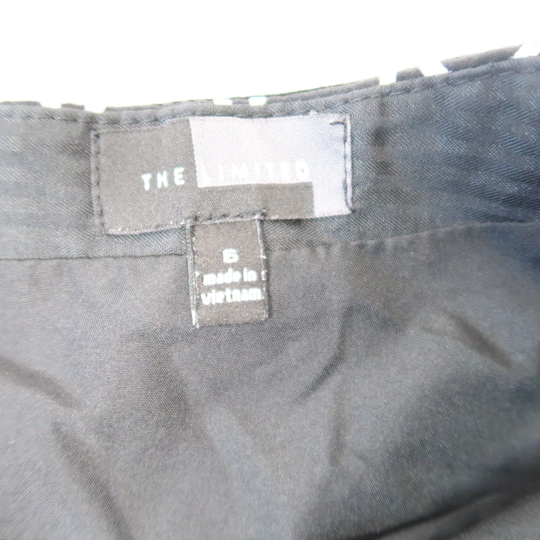 Vintage VINTAGE The Limited Skirt Circle Dot Print Mini Skater Short 6 Black Womens Polka Dot Zip Back 2014 Size 28" / US 6 / IT 42 - 4 Thumbnail