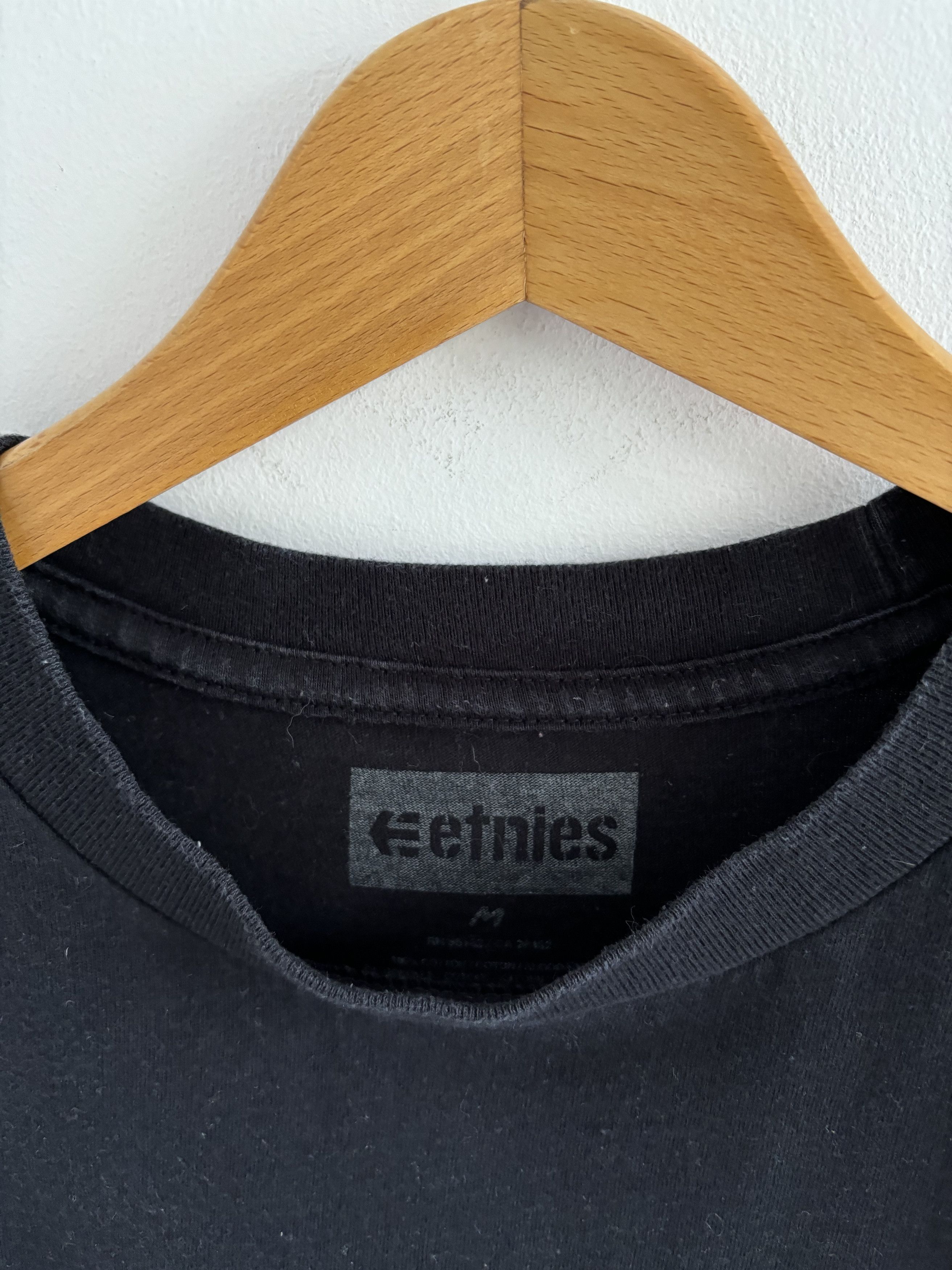 Etnies Etnies Logo Backprint Skate Tee Size US M / EU 48-50 / 2 - 5 Thumbnail