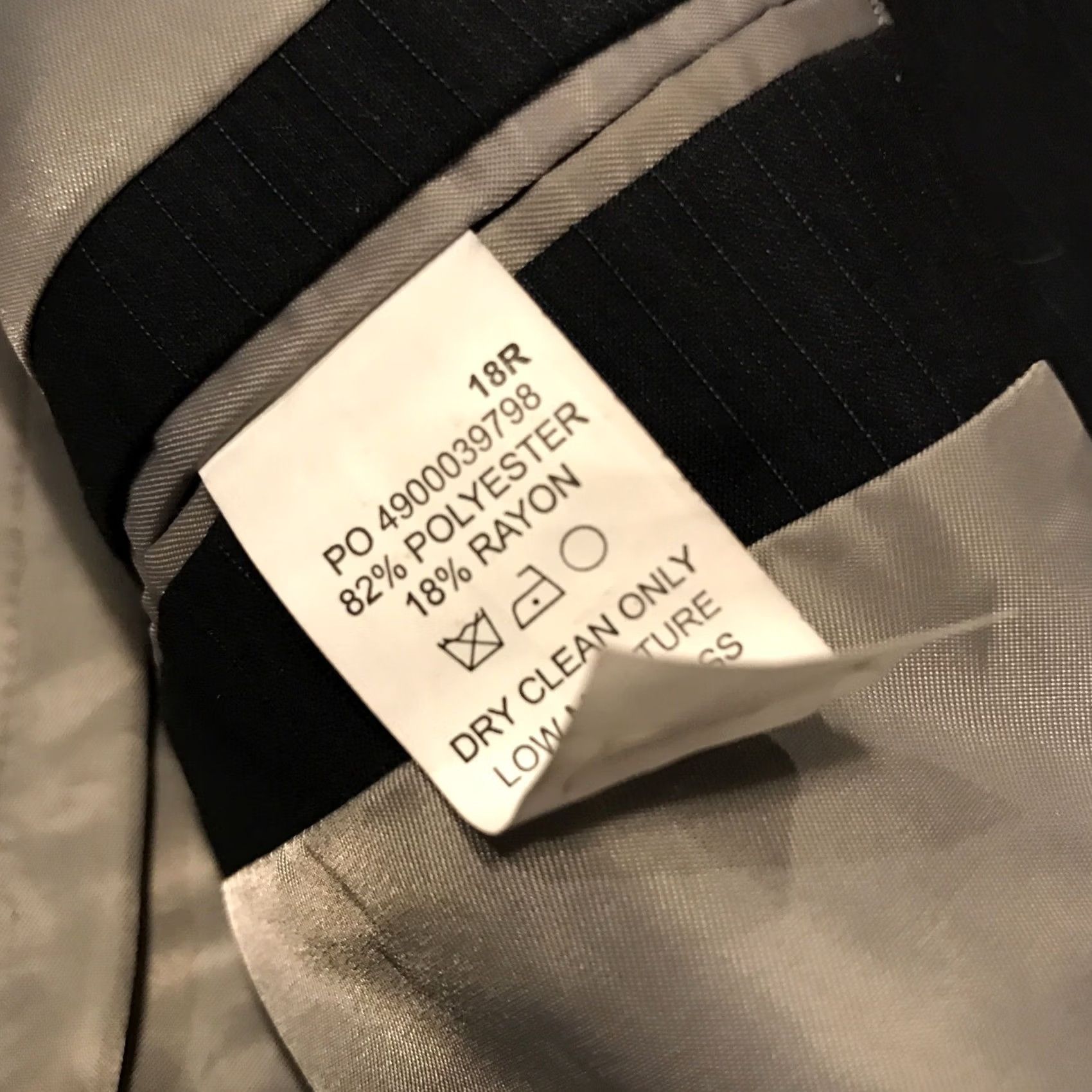 Michael Kors Michael Kors Blazer Men 18 Regular 2 Button Black Polyester Blend Long Jacket Coat Blazer Notch Lapel Size 48R - 3 Thumbnail
