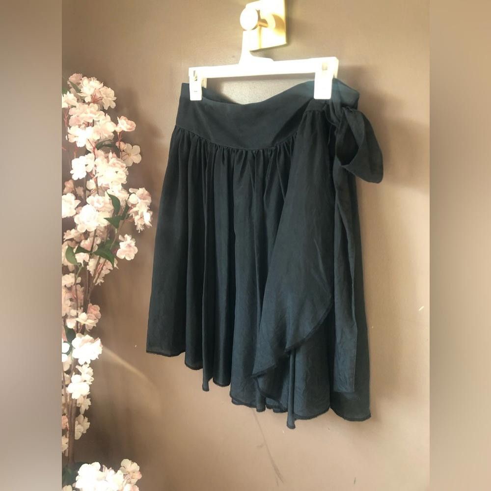 Designer Silk wrap puff skirt bottom Size 30" / US 8 / IT 44 - 3 Thumbnail