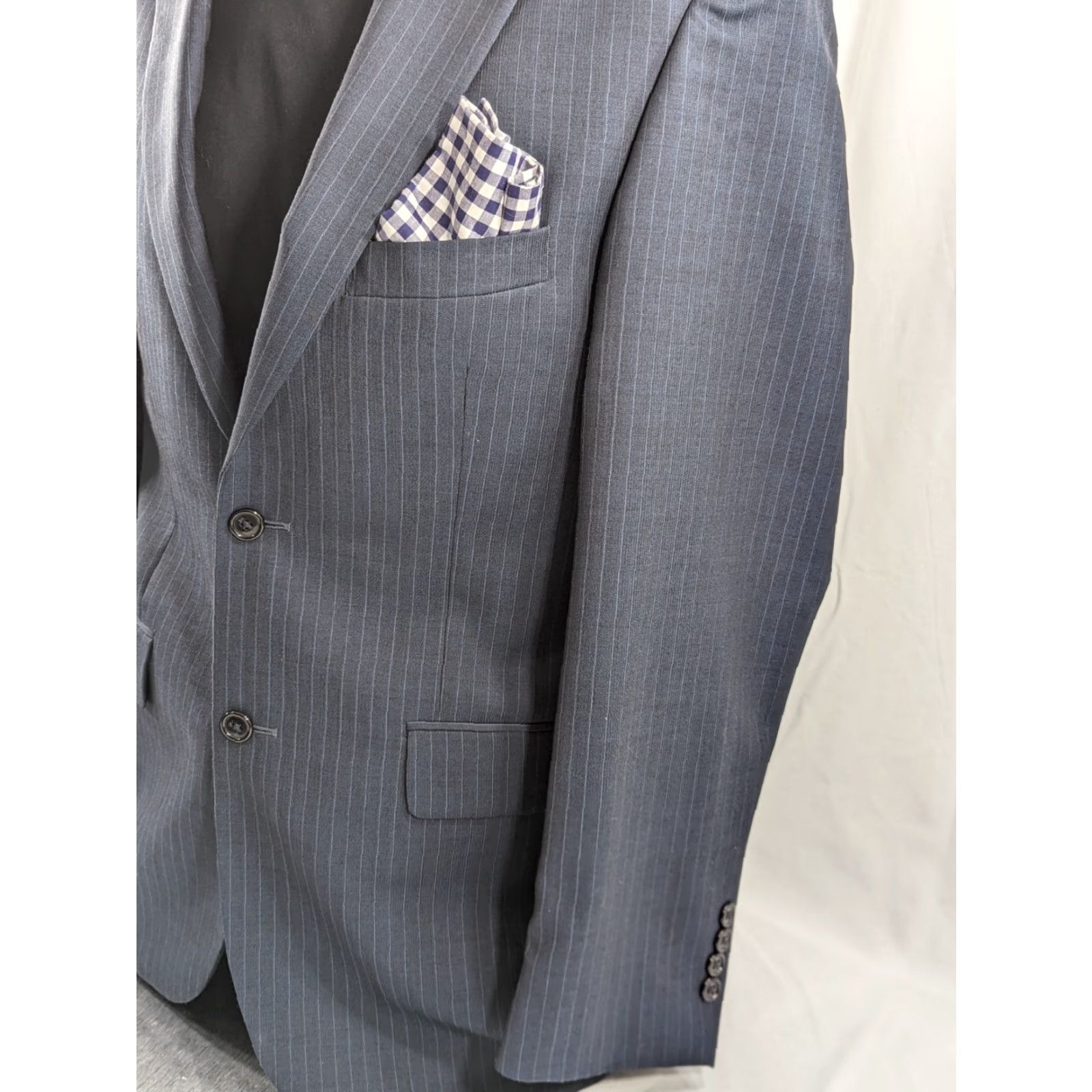 Jos. A. Bank Jos. A. Bank Blazer Coat Sport Suit Jacket Wool Blue Pinstripe 39R Wool Regular Men's Blazer Jacket Two-Button Single-Breasted" Size 40R - 4 Thumbnail