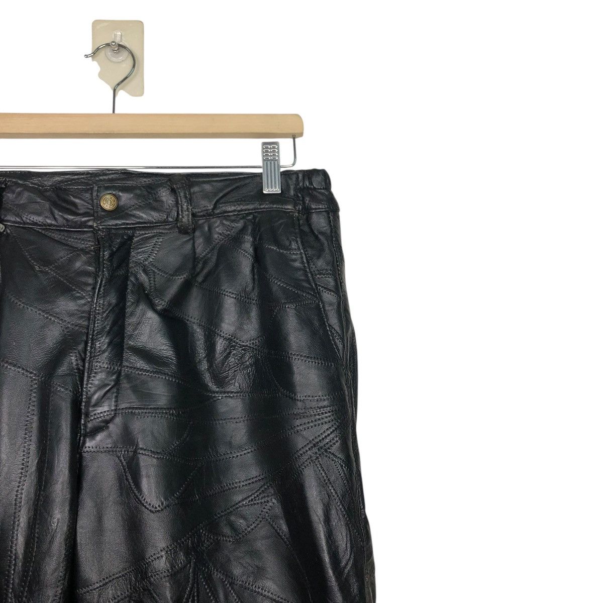 Japanese Brand 🔥RICH BLACK VINTAGE BIKER LEATHER PANTS UNBRAND ISSEY MIYAKE Size US 32 / EU 48 - 8 Thumbnail