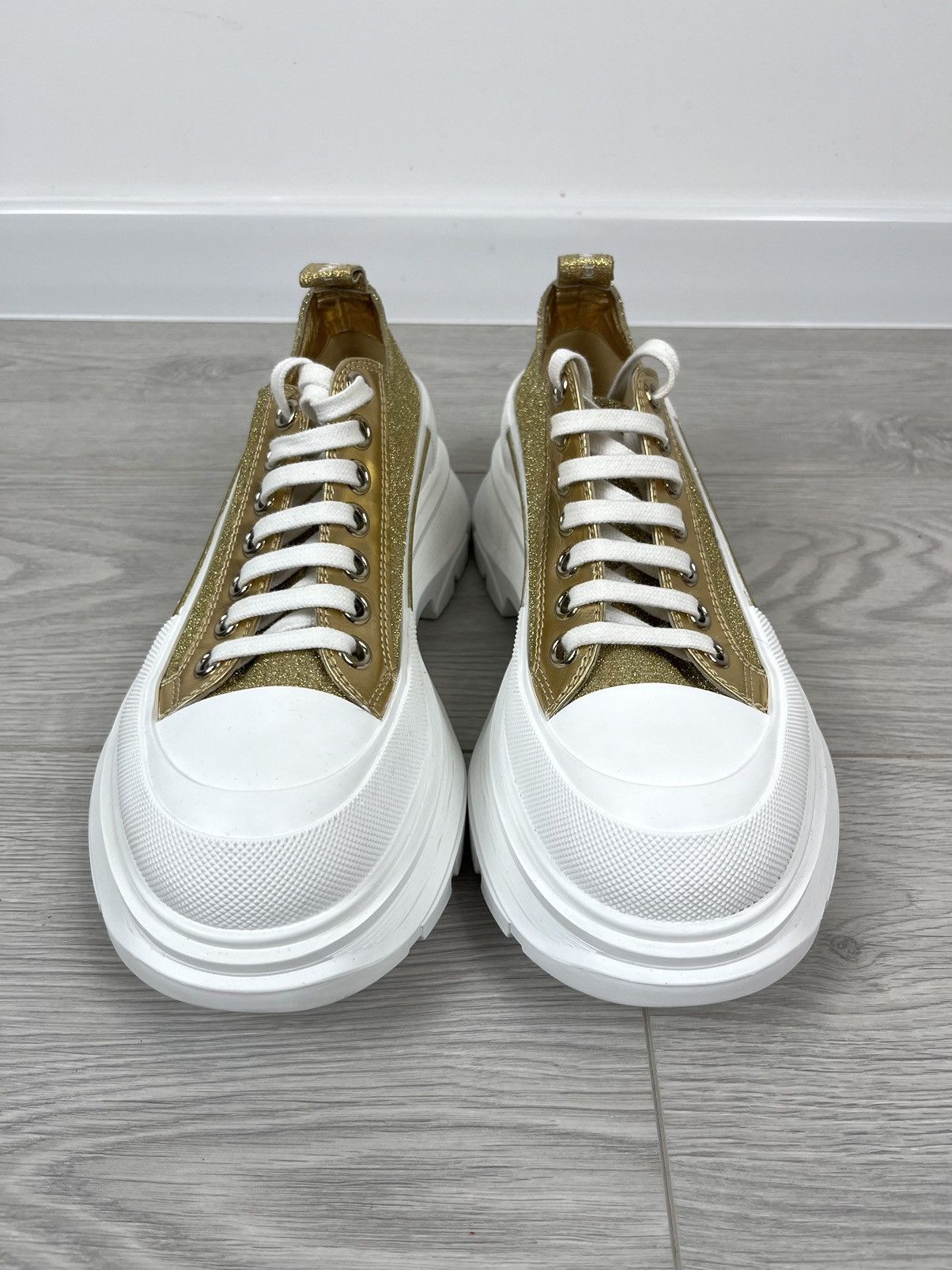 Alexander McQueen Alexander McQueen Gold Glitter Trainers Sneakers Women’s Size US 9.5 / IT 39.5 - 6 Thumbnail