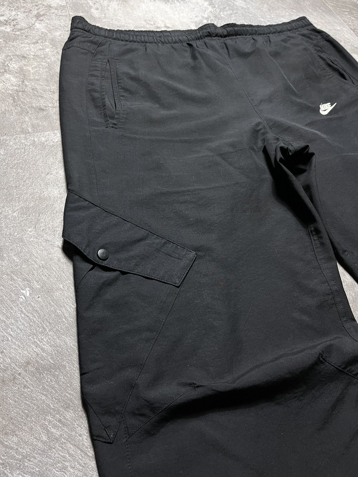 Nike Vintage Nike Track Pants Cargo Nylon Swoosh Baggy Size US 34 / EU 50 - 3 Thumbnail