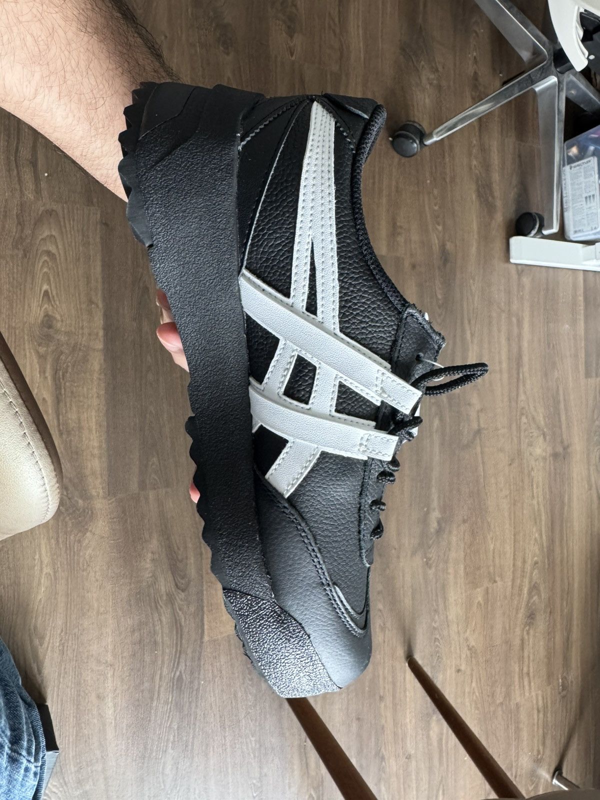 Onitsuka Tiger Onitsuka Tiger DELEGATION EX (Unisex) Size US 8 / EU 41 - 2 Thumbnail