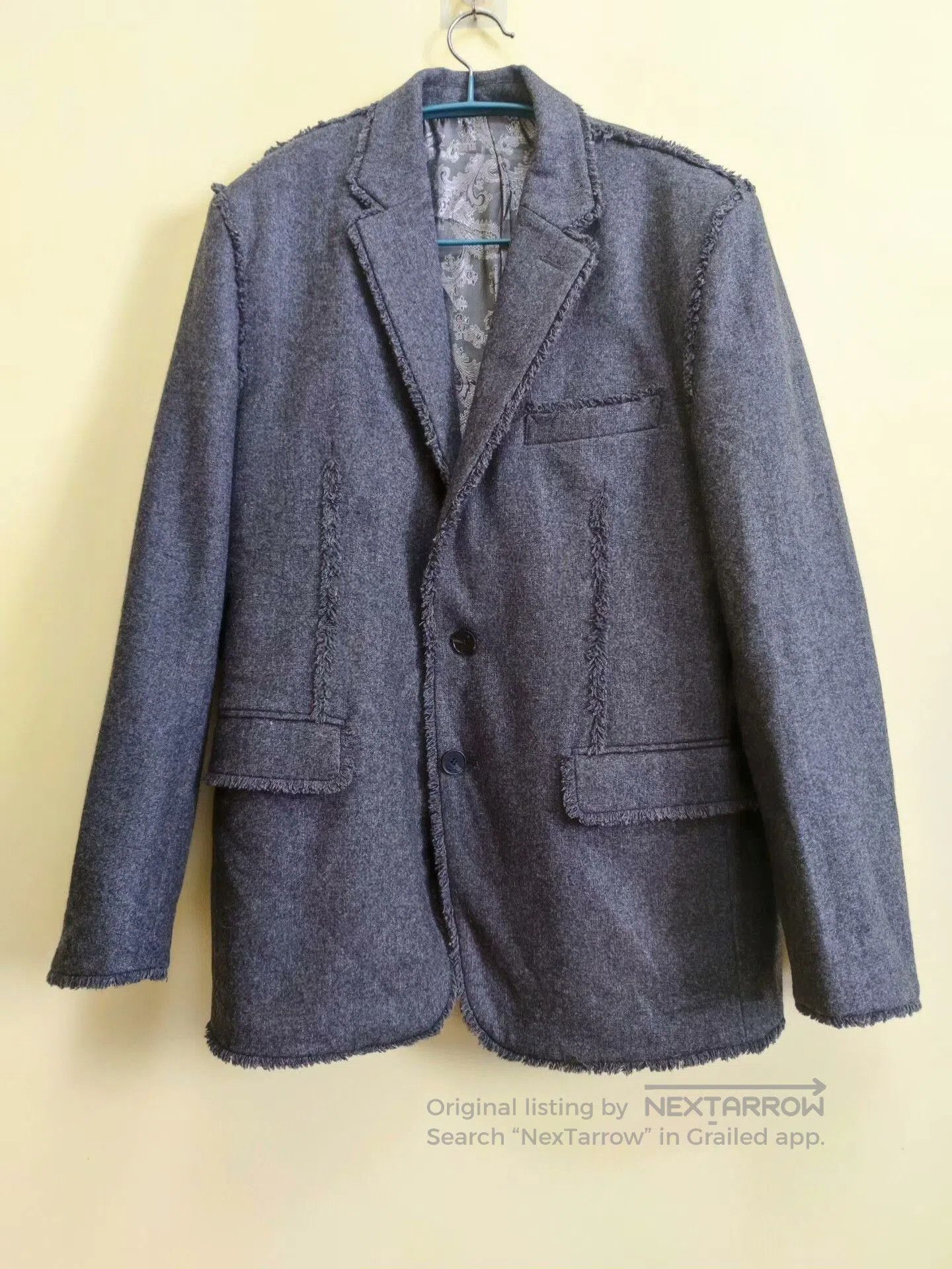 Gray Casual Short Jacket Style.