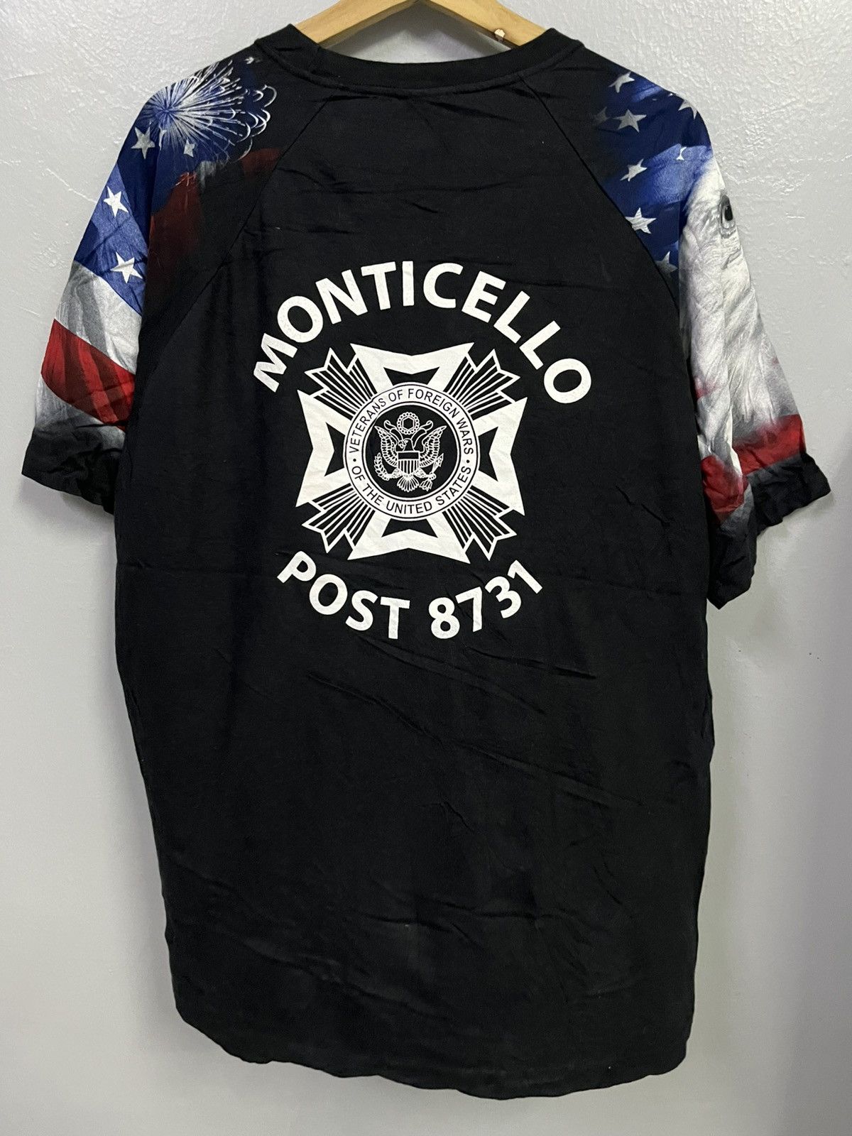 American Eagle Outfitters America flag tee Size US L / EU 52-54 / 3 - 6 Thumbnail