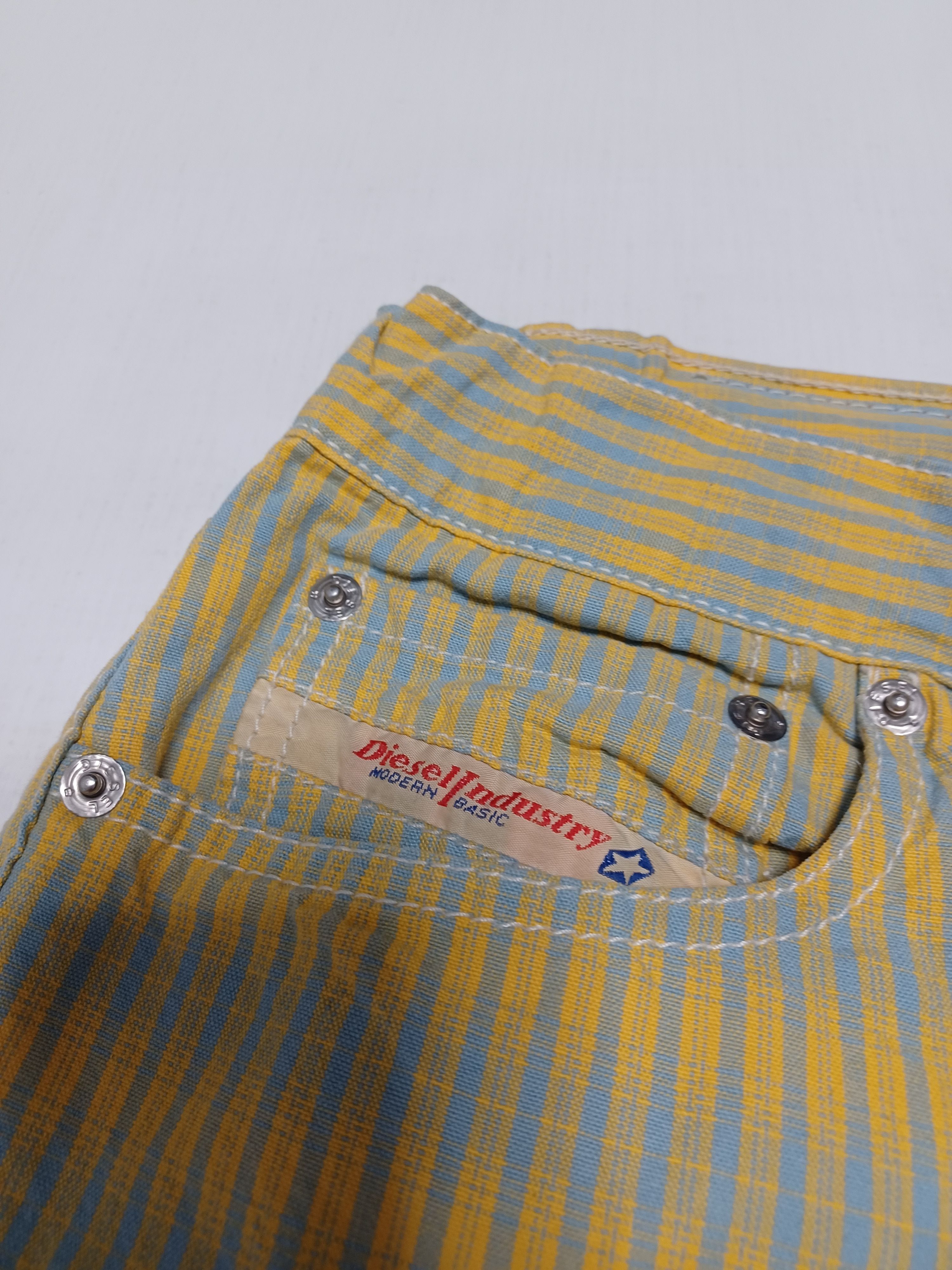 Diesel Diesel vintage 2002 y2k blue-yellow pants denim Size US 33 - 4 Thumbnail