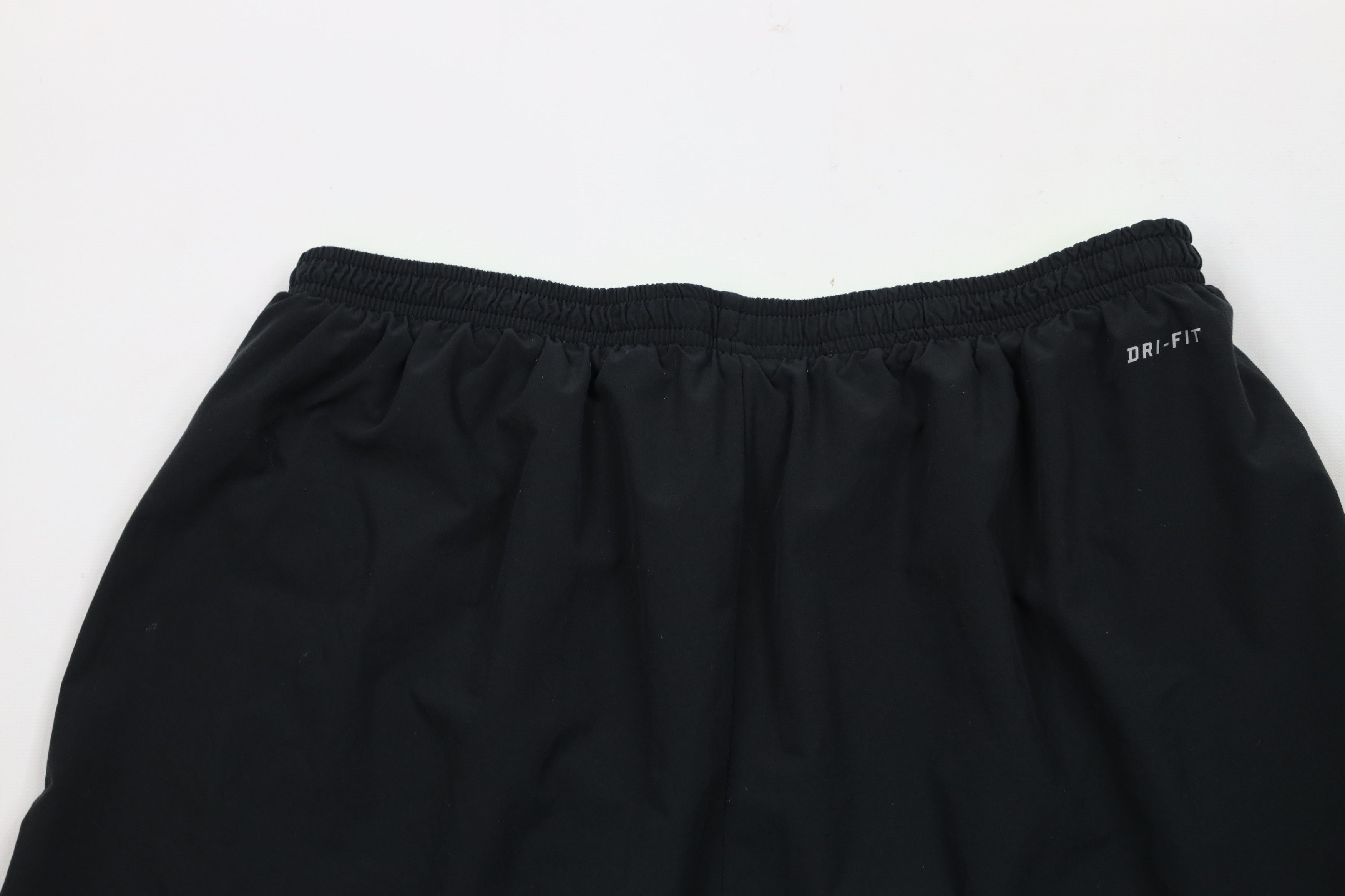 Nike × Vintage Vintage Y2K Nike Swoosh Reflective Lined Above Knee Shorts Size US 34 / EU 50 - 11 Thumbnail