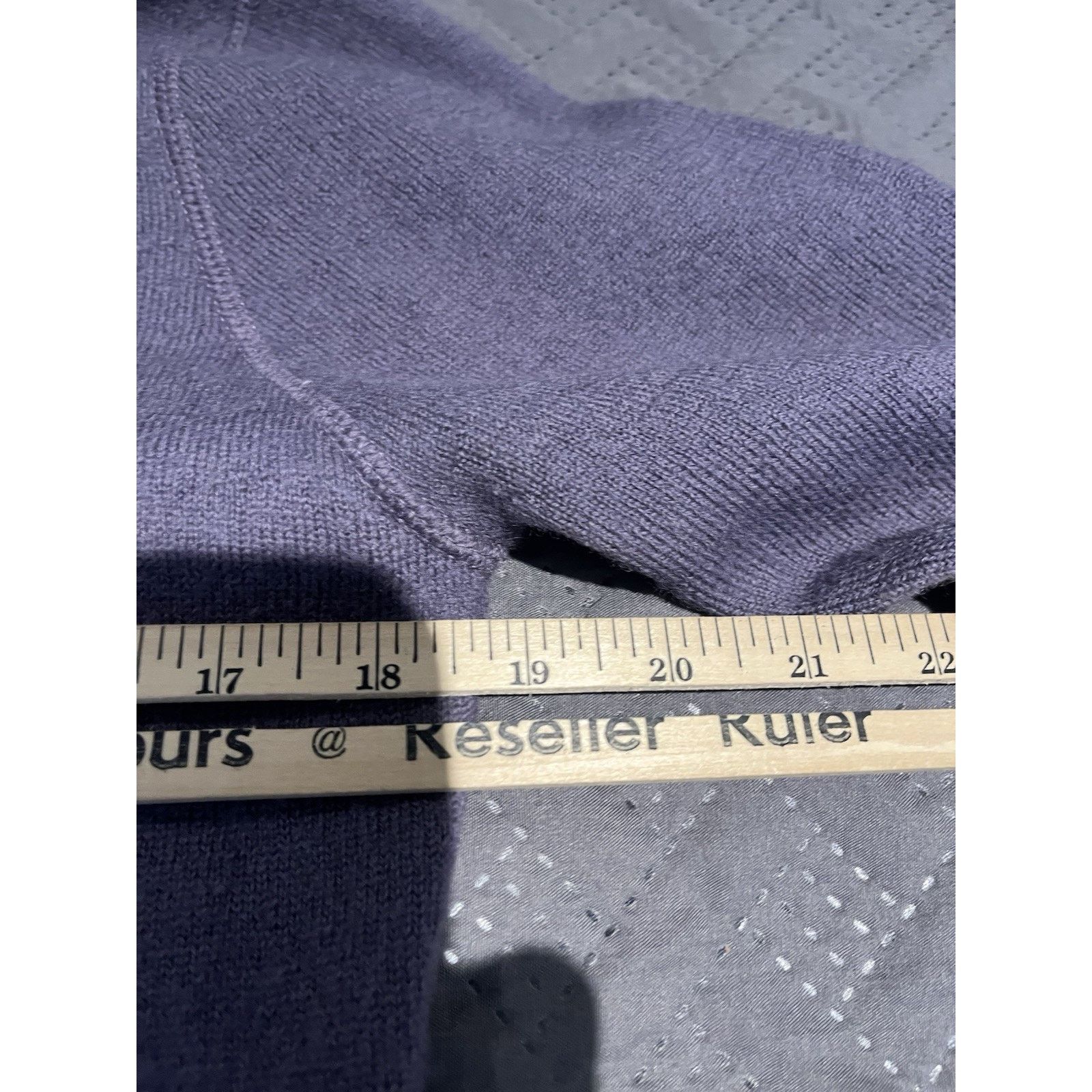Other Vtg Herman Geist women's M purple 100% wool cardigan sweater Size M / US 6-8 / IT 42-44 - 5 Thumbnail