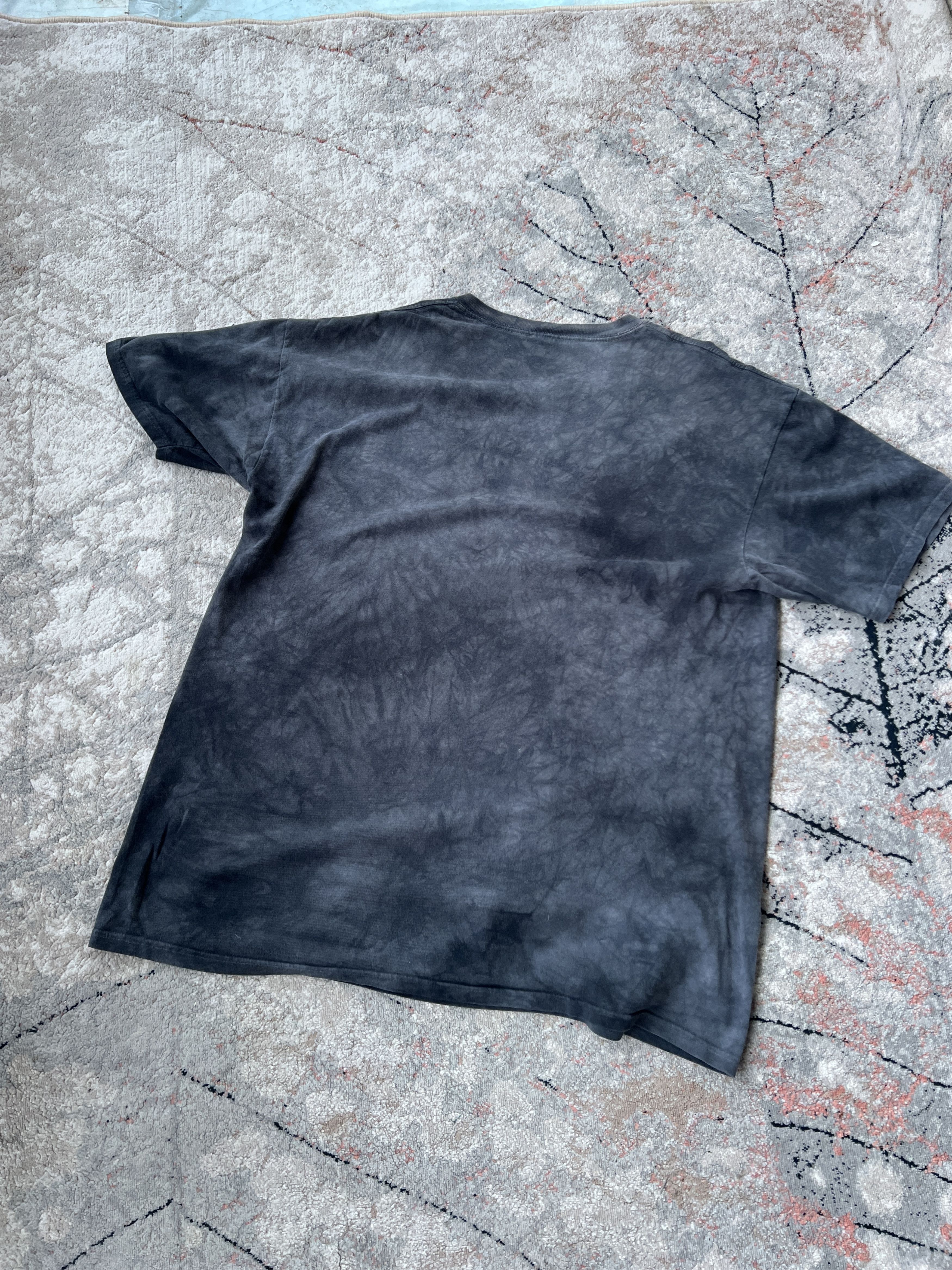 The Mountain The Mountain 2005 Skulls Vintage Tee Size US XXL / EU 58 / 5 - 4 Thumbnail