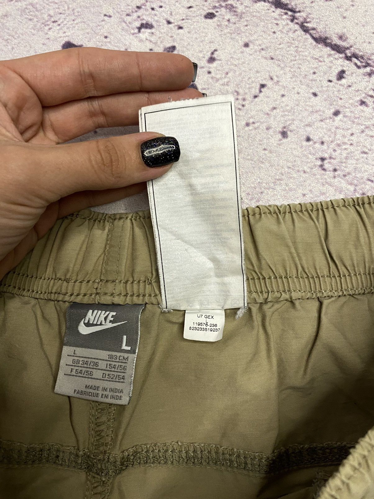 Nike MENS Nike Cargo Swoosh Tab Logo Shorts All Nude vintage Size US 34 / EU 50 - 11 Thumbnail