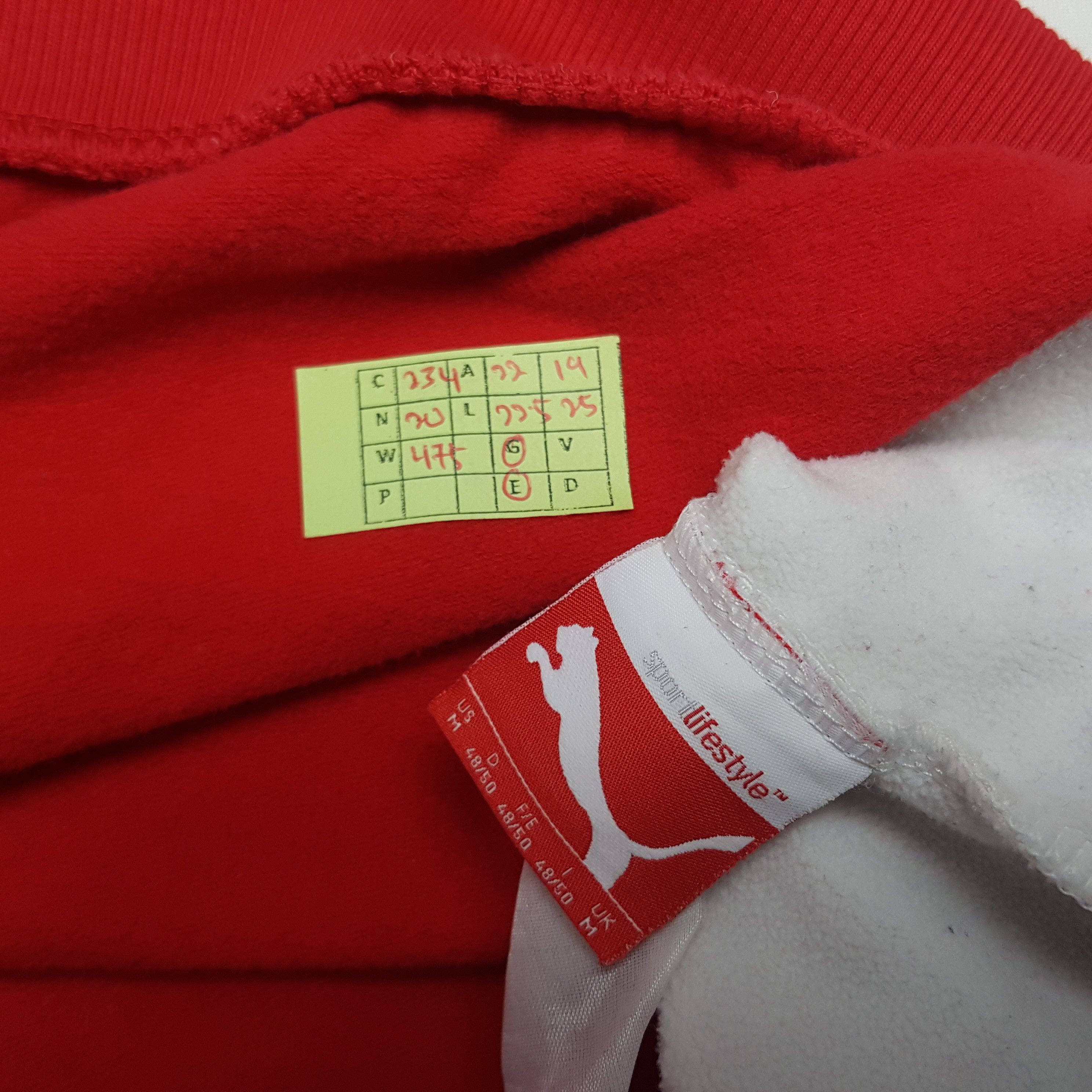 Ferrari × Puma × Vintage Vintage Ferrari X Puma Pirelli Racing Formula One Sweatshirt Size US M / EU 48-50 / 2 - 8 Thumbnail
