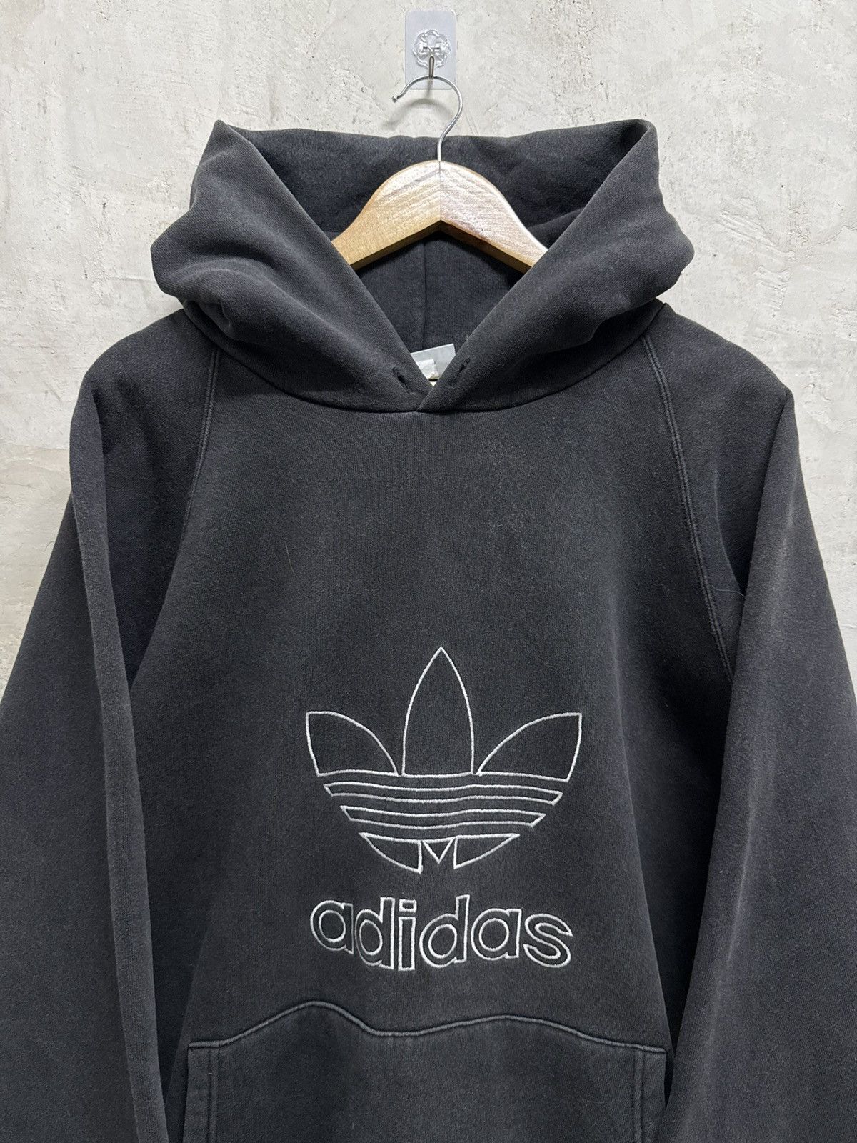 Adidas Vintage 90s Adidas Trefoil Sun Faded Hoodie Size US M / EU 48-50 / 2 - 2 Thumbnail
