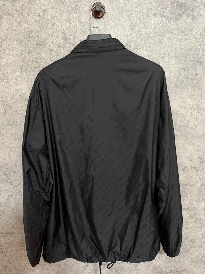 Balenciaga Balenciaga Jacket full of bullet screen logo black loose v Size US S / EU 44-46 / 1 - 6 Thumbnail