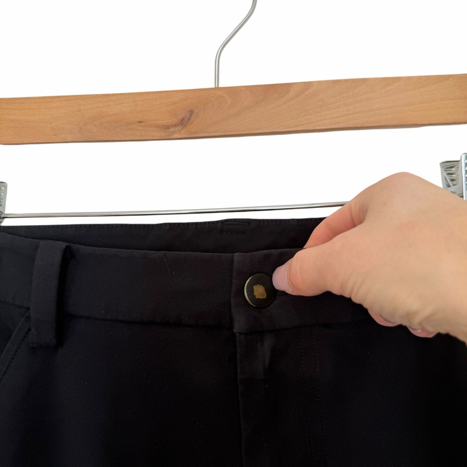Lululemon Lululemon Black Flat Front Chino Pants Sz 38 Size US 38 / EU 54 - 2 Thumbnail