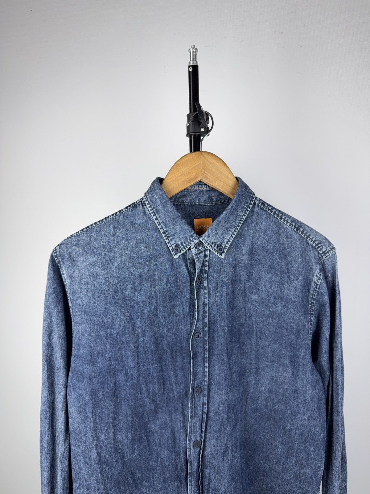 Hugo Boss Designer BOSS Hugo Boss Denim Shirt Slim Fit Casual Blue 00s Size US M / EU 48-50 / 2 - 4 Thumbnail