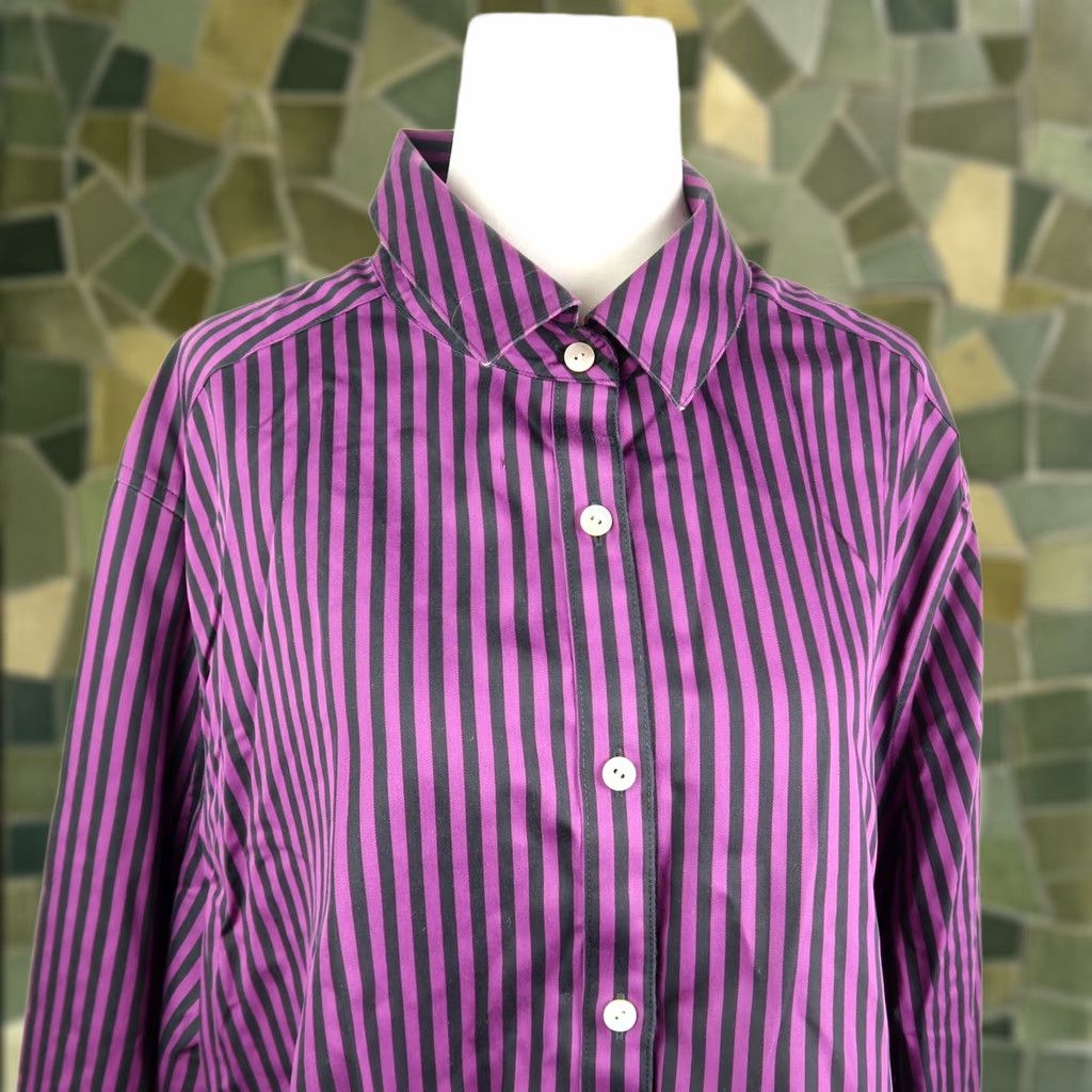 Vintage VINTAGE Foxcroft Striped Button-Down Oxford Shirt 20W Womens Long Sleeve Purple Black 100% Cotton Size 3XL / US 20-22 - 1 Thumbnail