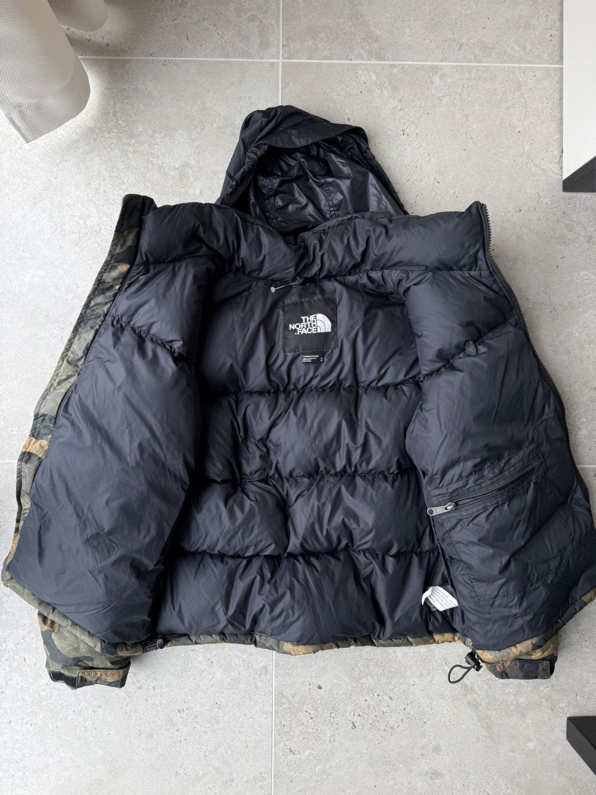 The North Face Rare The North Face Puffer 700 Camouflage Womens Size Hype Size M / US 6-8 / IT 42-44 - 7 Thumbnail