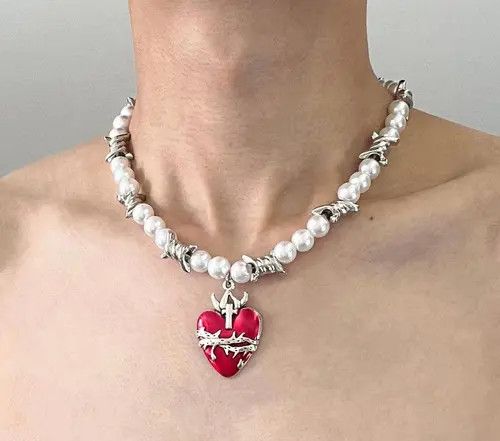 Jewelry Barbed Wire Pearl Chain Necklace with Red Heart Pendant Size ONE SIZE - 5 Thumbnail