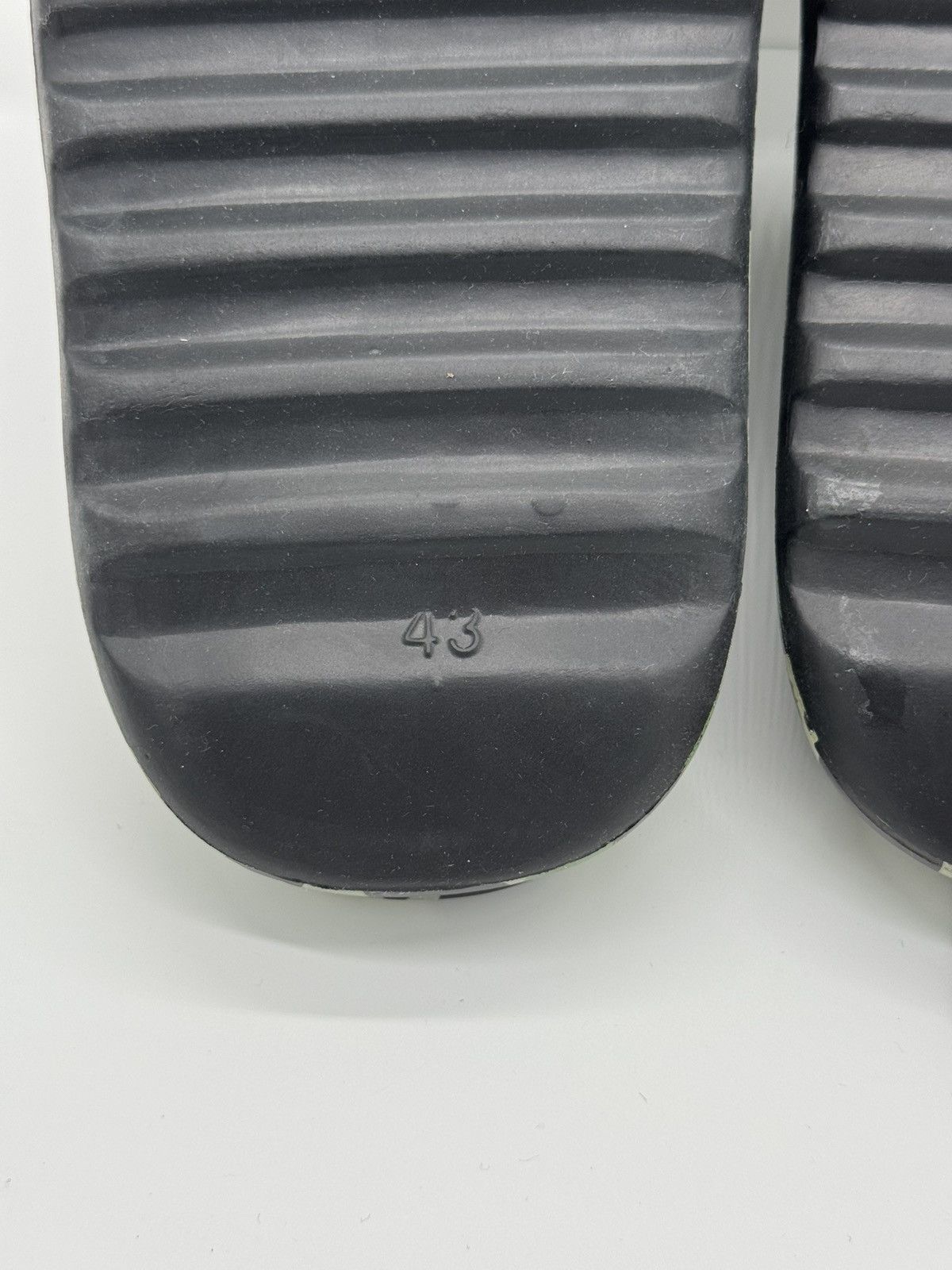 Bape Bape 1st camo slides green camo Size US 10 / EU 43 - 7 Thumbnail