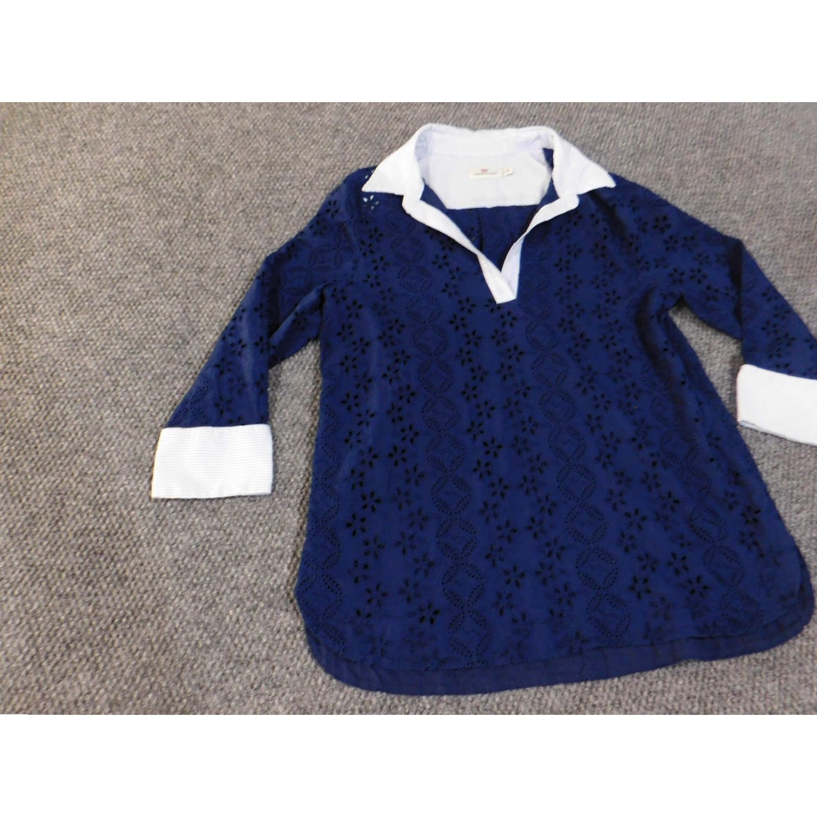 Vineyard Vines Vineyard Vines Shirt Womens Medium Navy Eyelet Tunic Popover Striped Cuffs Blouse3/4 Sleeve Floral Pattern Womens Mens Girls Size M / US 6-8 / IT 42-44 - 4 Thumbnail