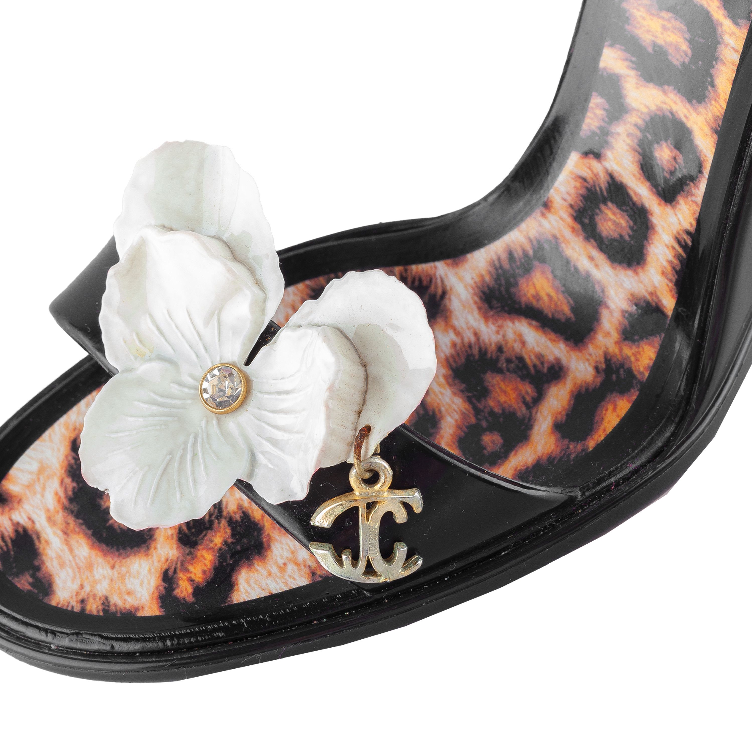Just Cavalli Vintage Just Cavalli Black Flower Sandals (39 EU) Size US 8 / IT 38 - 6 Thumbnail