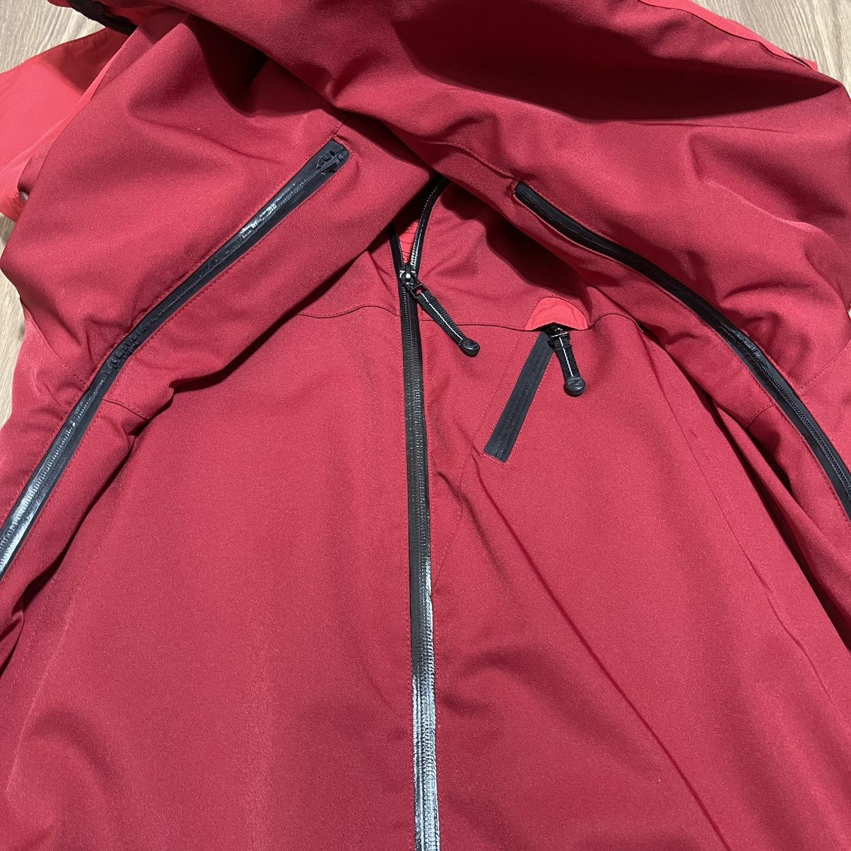 Other Ziener insulated multipocket hooded red ski jacket Size US XL / EU 56 / 4 - 11 Thumbnail