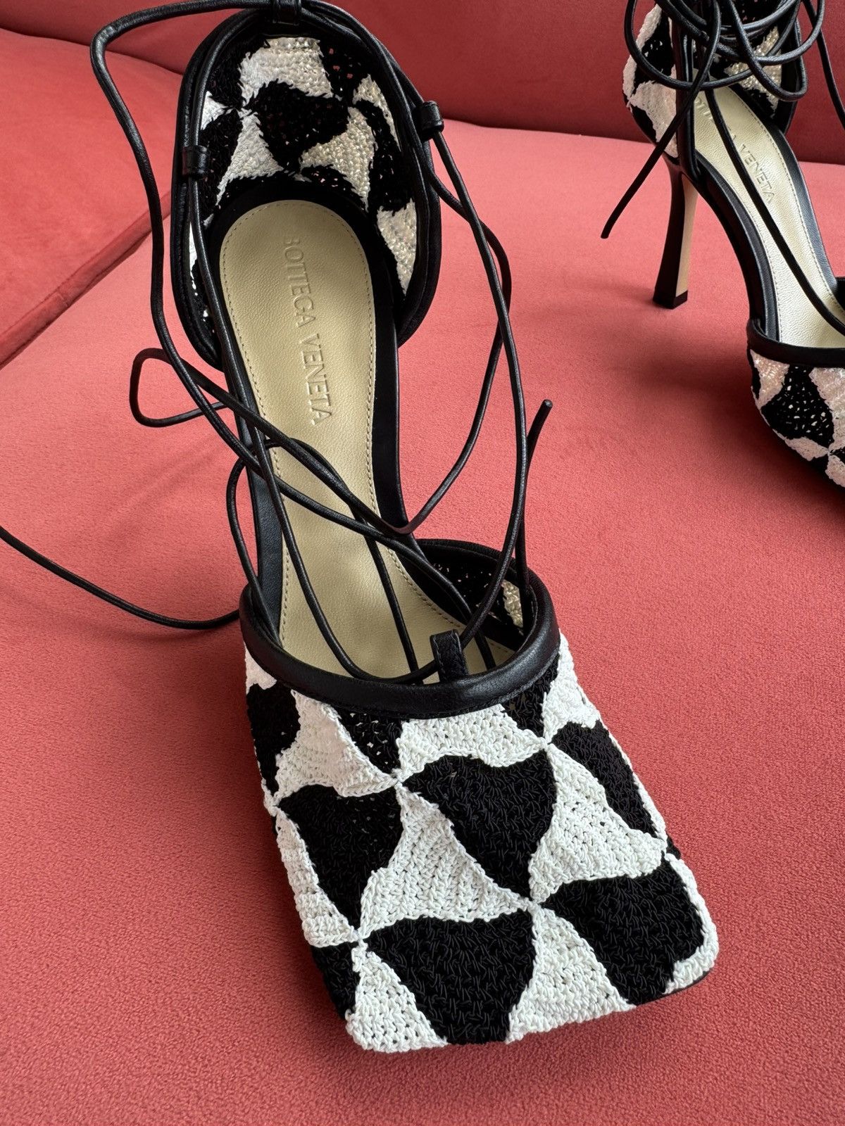 Bottega Veneta Bottega Veneta New Crochet black and white sand, size 36 IT Size US 6 / IT 36 - 4 Thumbnail